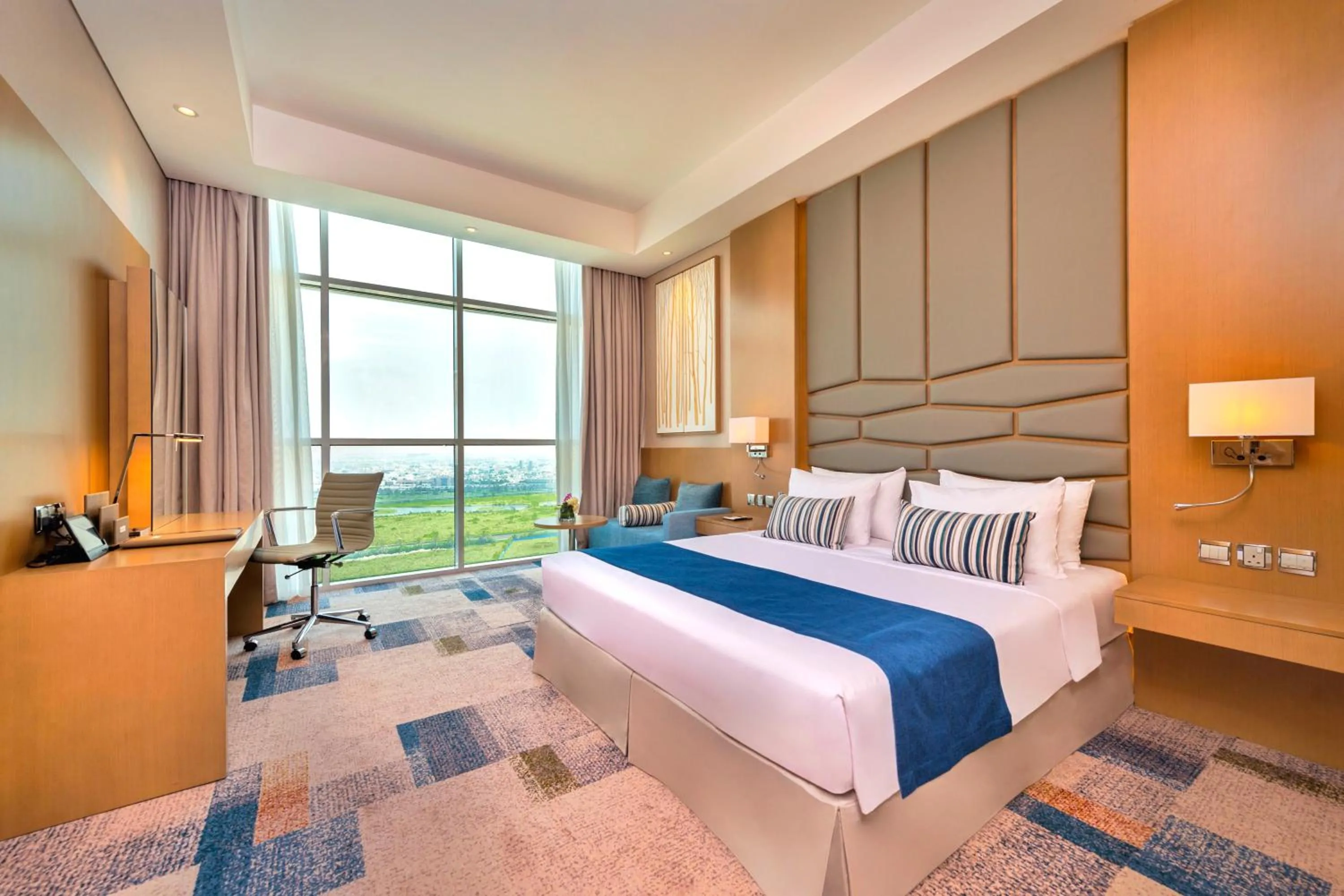 Superior Room City View with free access to Hotel's private beach at Palm - Jumeirah in Canal Central Hotel Business Bay