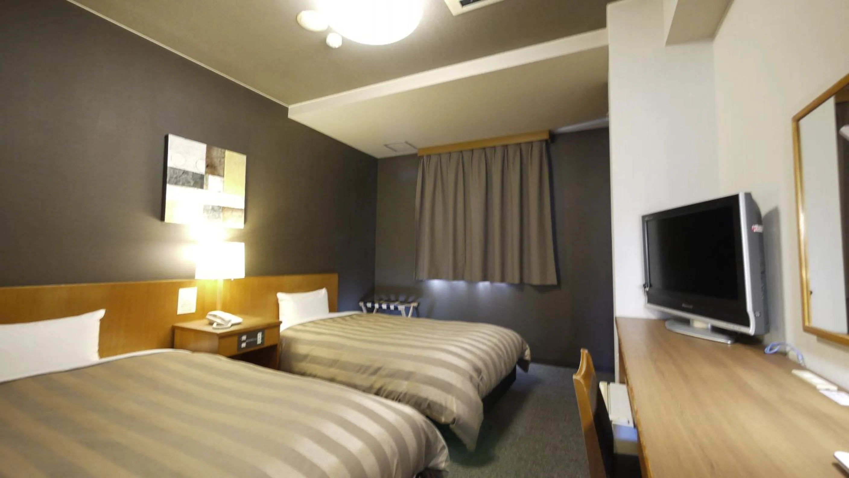Twin Room - Non Smoking in Hotel Route-Inn Shin Gotemba Inter -Kokudo 246 gou-