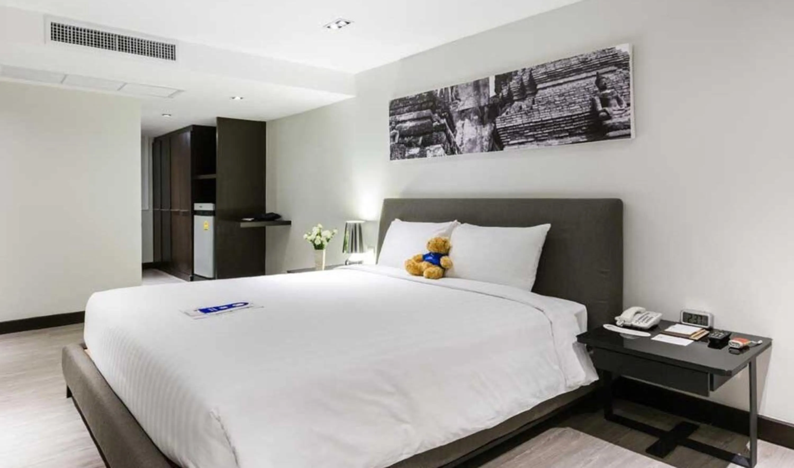 Single Room with Spa Bath in S33 Compact Sukhumvit Hotel