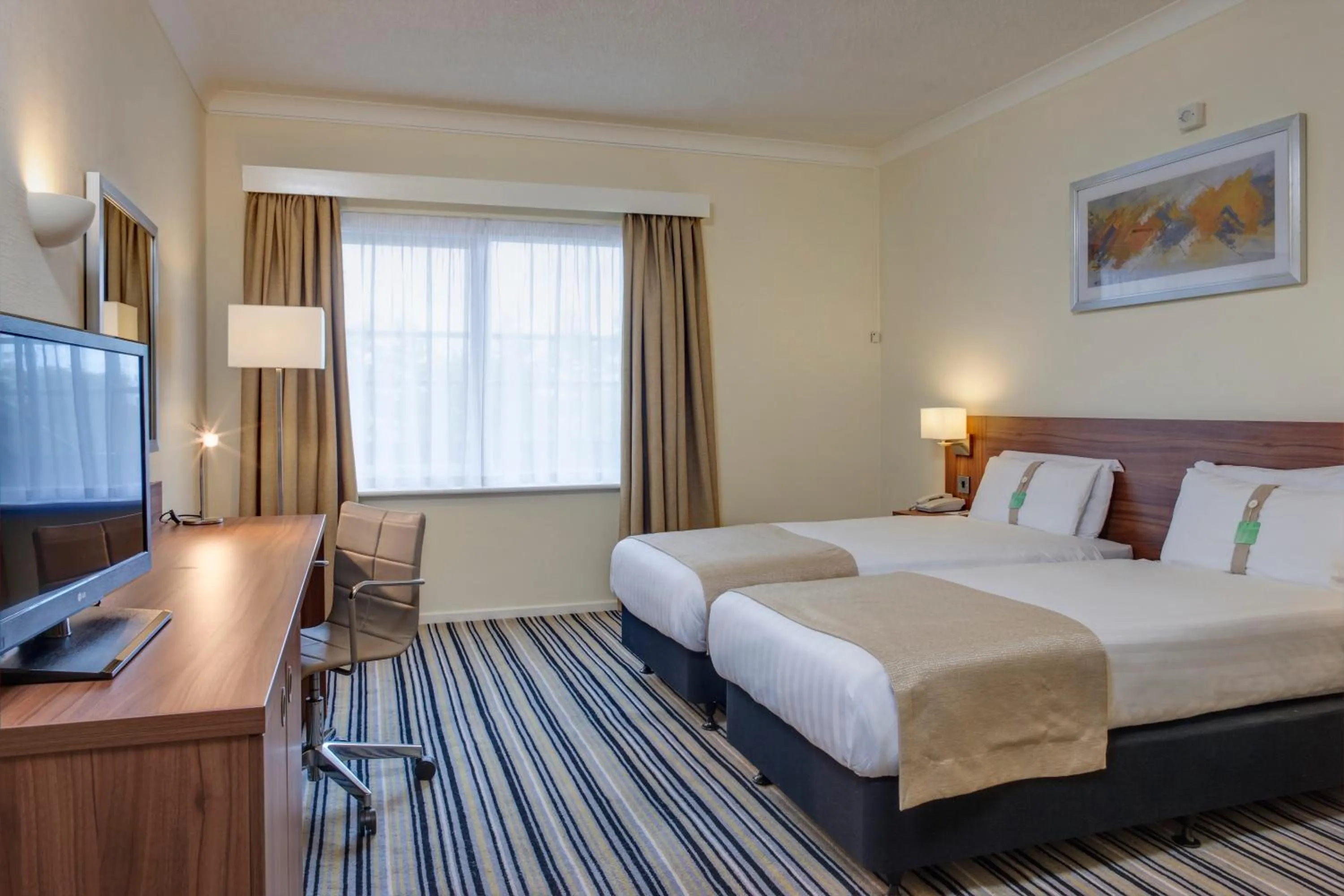 Standard Room with Two Single Beds - Accessible in Holiday Inn Washington by IHG