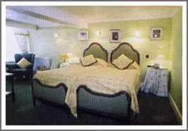Standard Twin Room in Bishopsgate House Hotel