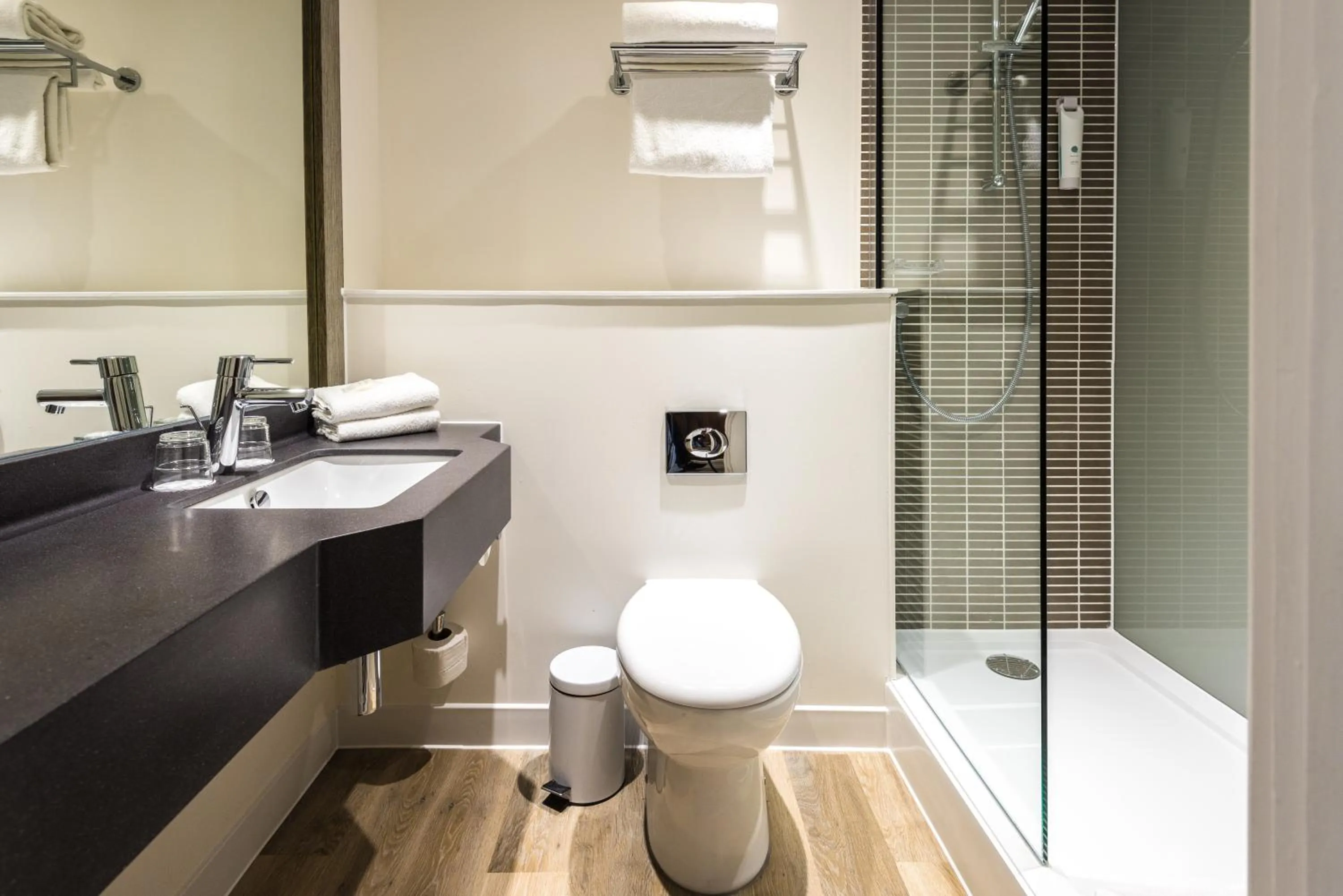 Standard Double Room in Holiday Inn Taunton M5, Jct25 by IHG