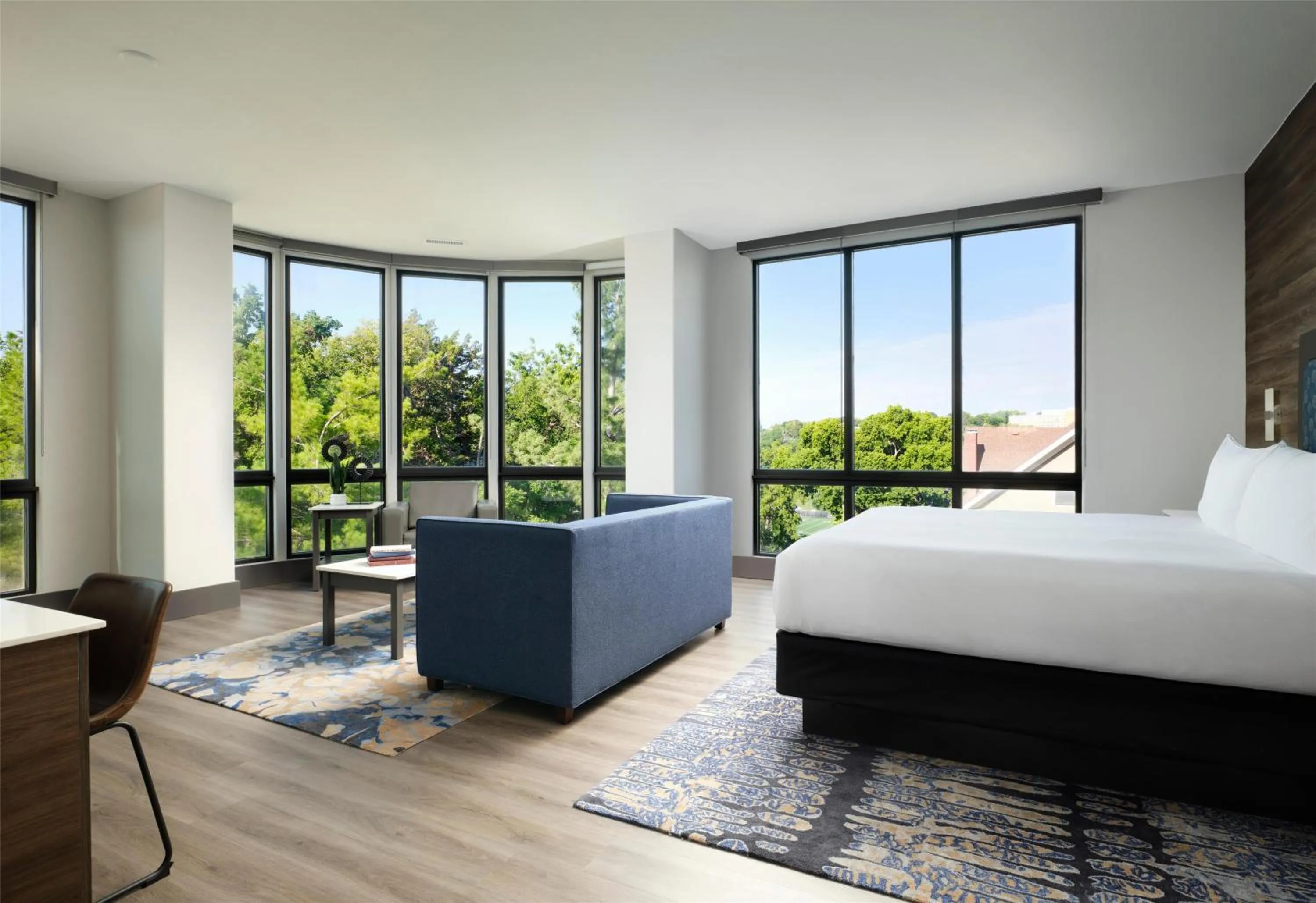 Deluxe King Room in The Oread Lawrence, Tapestry Collection by Hilton