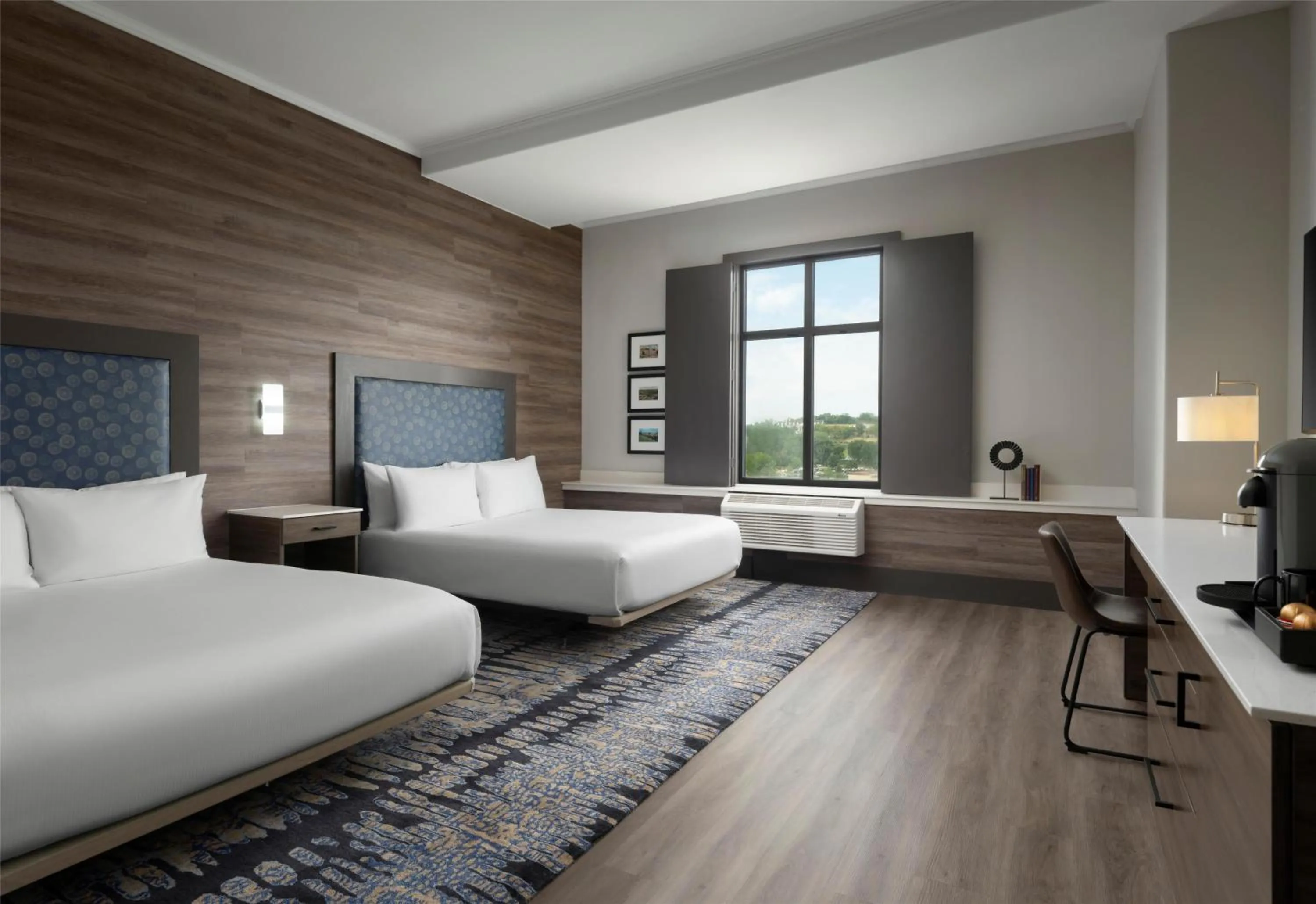Queen Room with Two Queen Beds and Roll-In Shower - Mobility Access in The Oread Lawrence, Tapestry Collection by Hilton