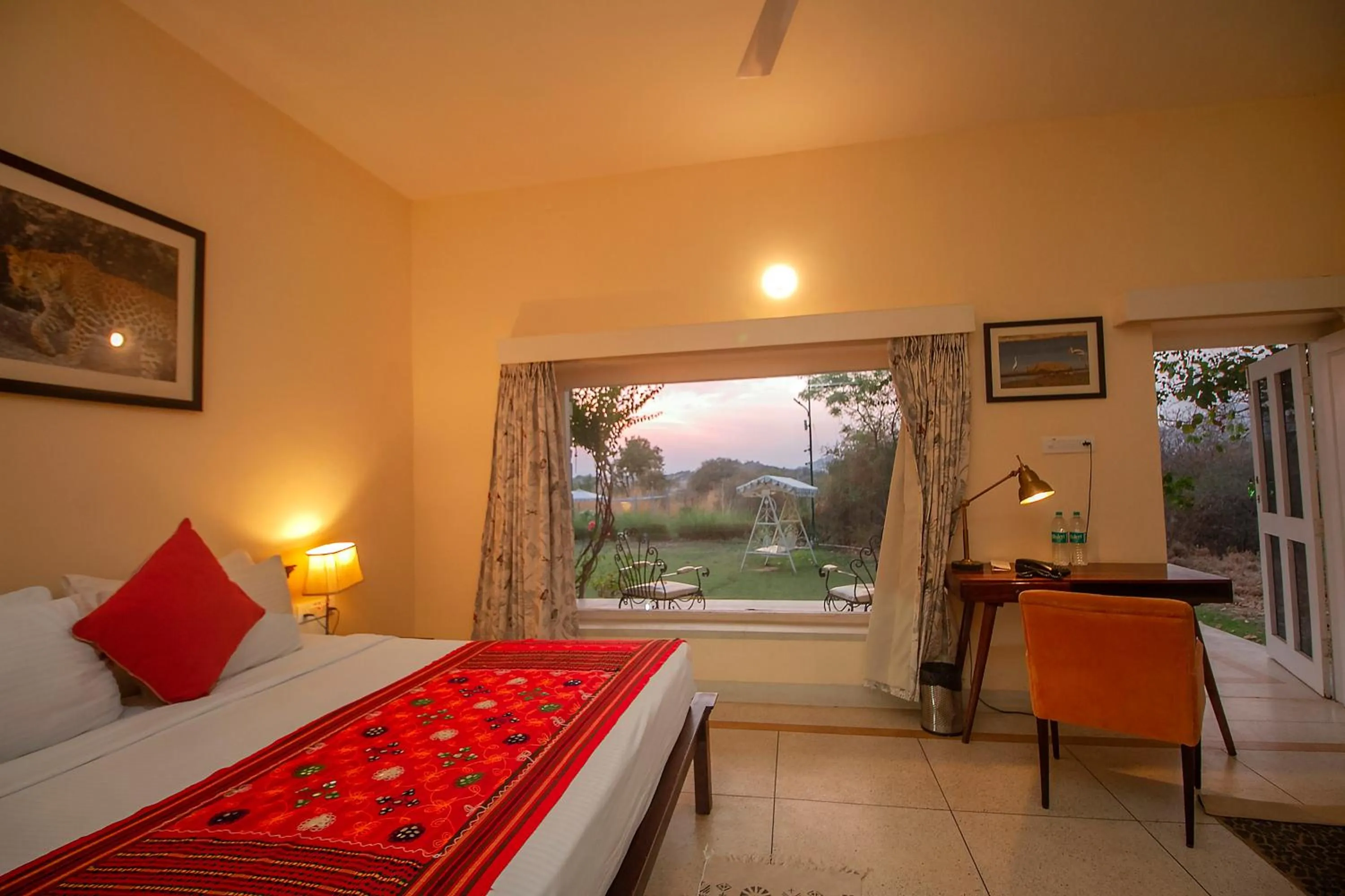 Jungle View with Patio  - Free Bicycle Rides and Evening Tea - Coffee with Cookies in Amritara Jawai Resort