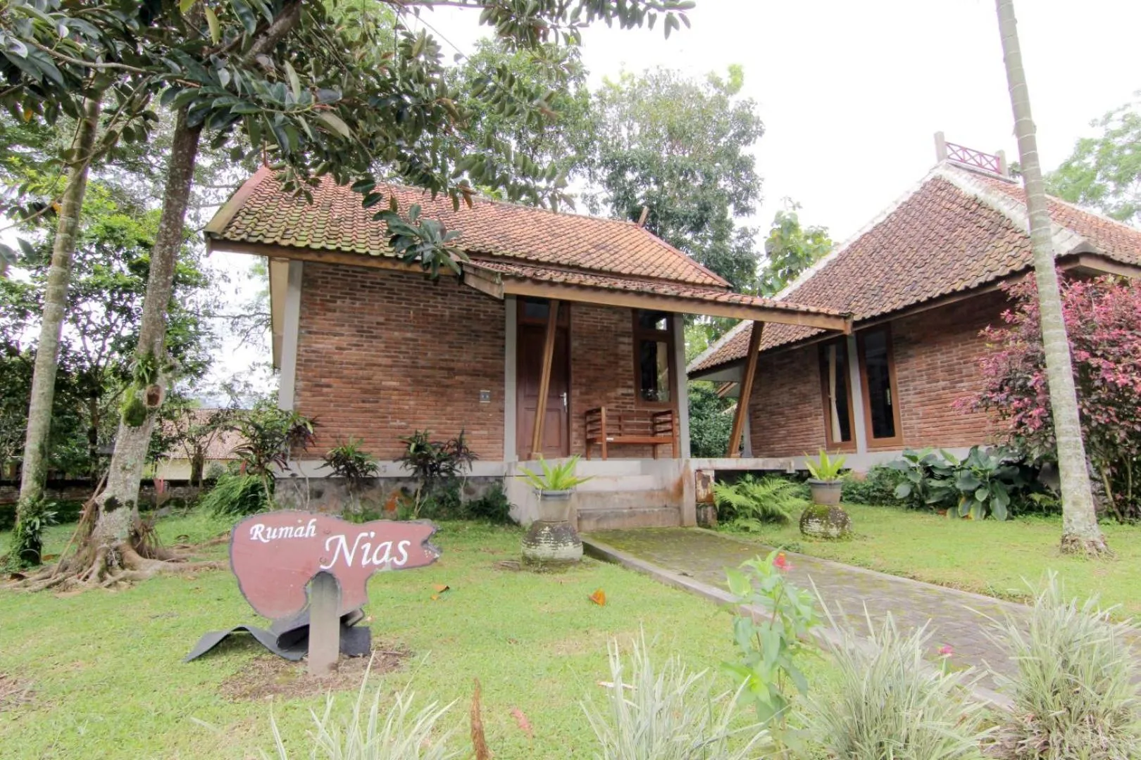 Two-Bedroom Villa in Disaster Oasis