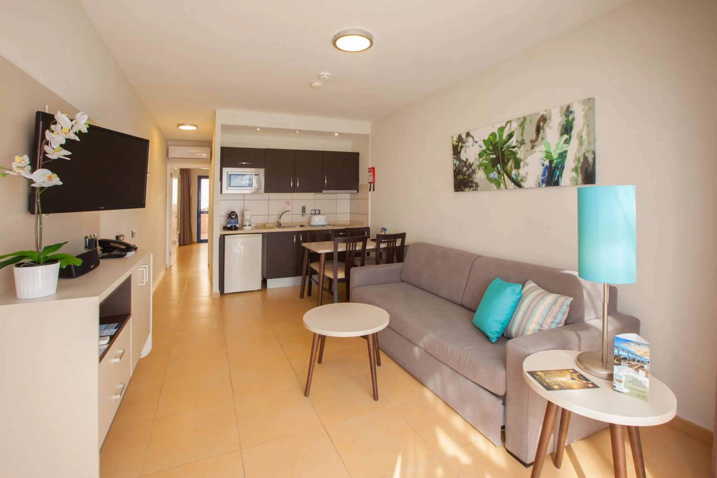 One-Bedroom Apartment (2 Adults + 2 Children) in Grupotel Playa Feliz