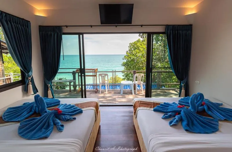 Family Suite in Sangthian Beach Resort