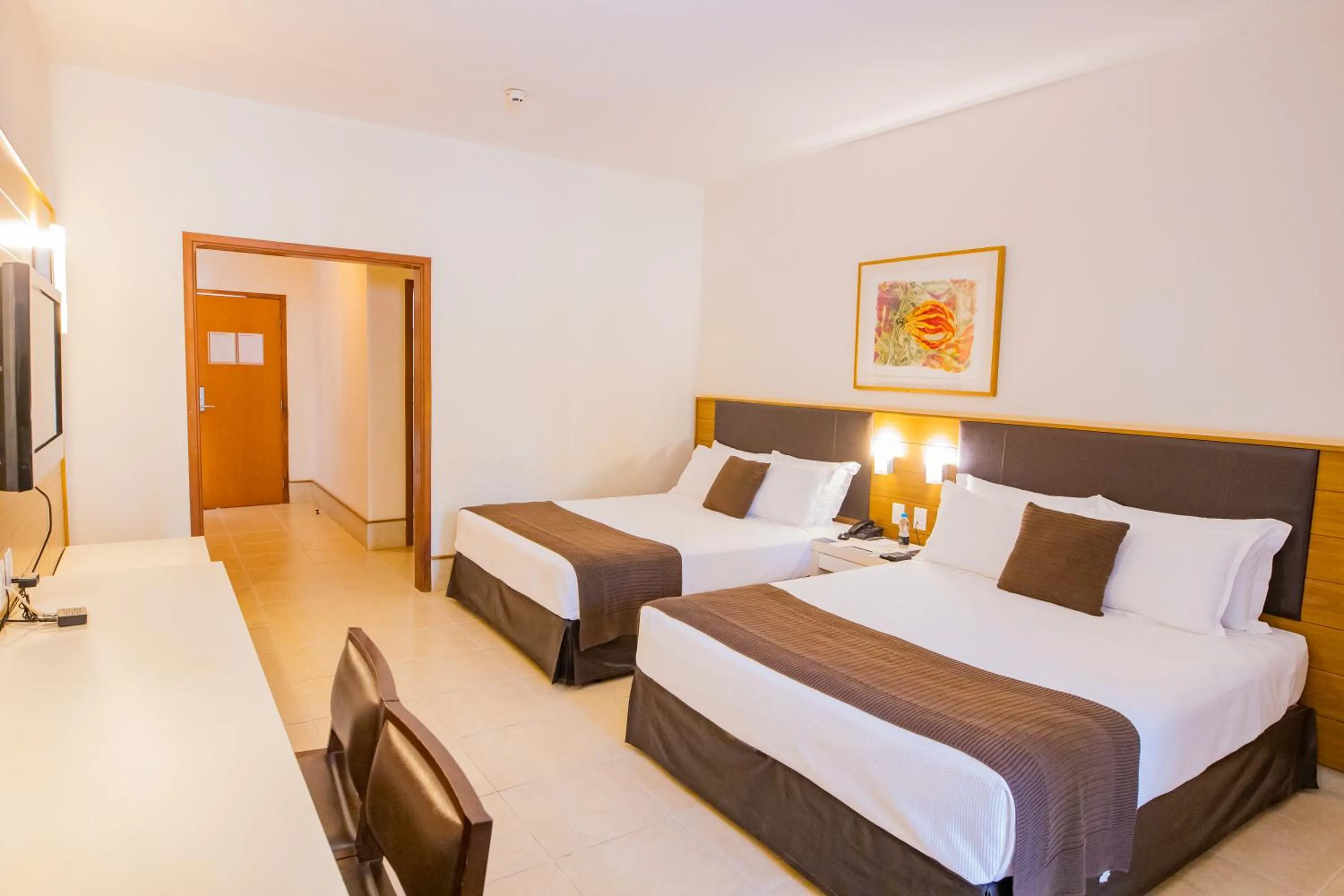 Super Deluxe with Two Double Beds - single occupancy in Hotel JP Ribeirão Preto Resort & Convenções by Nacional Inn