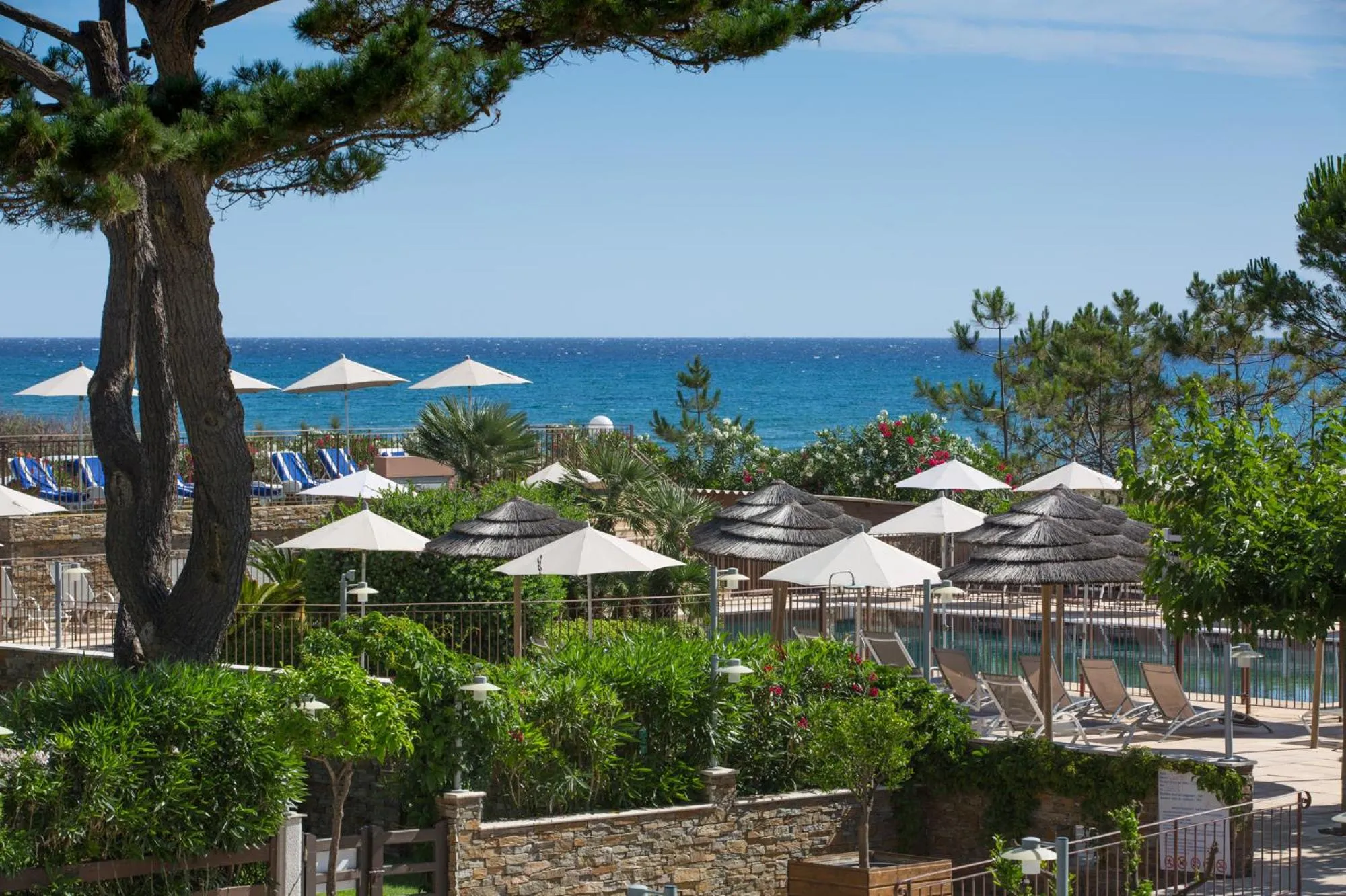 Superior Double or Twin Room with Sea View in Hôtel La Lagune