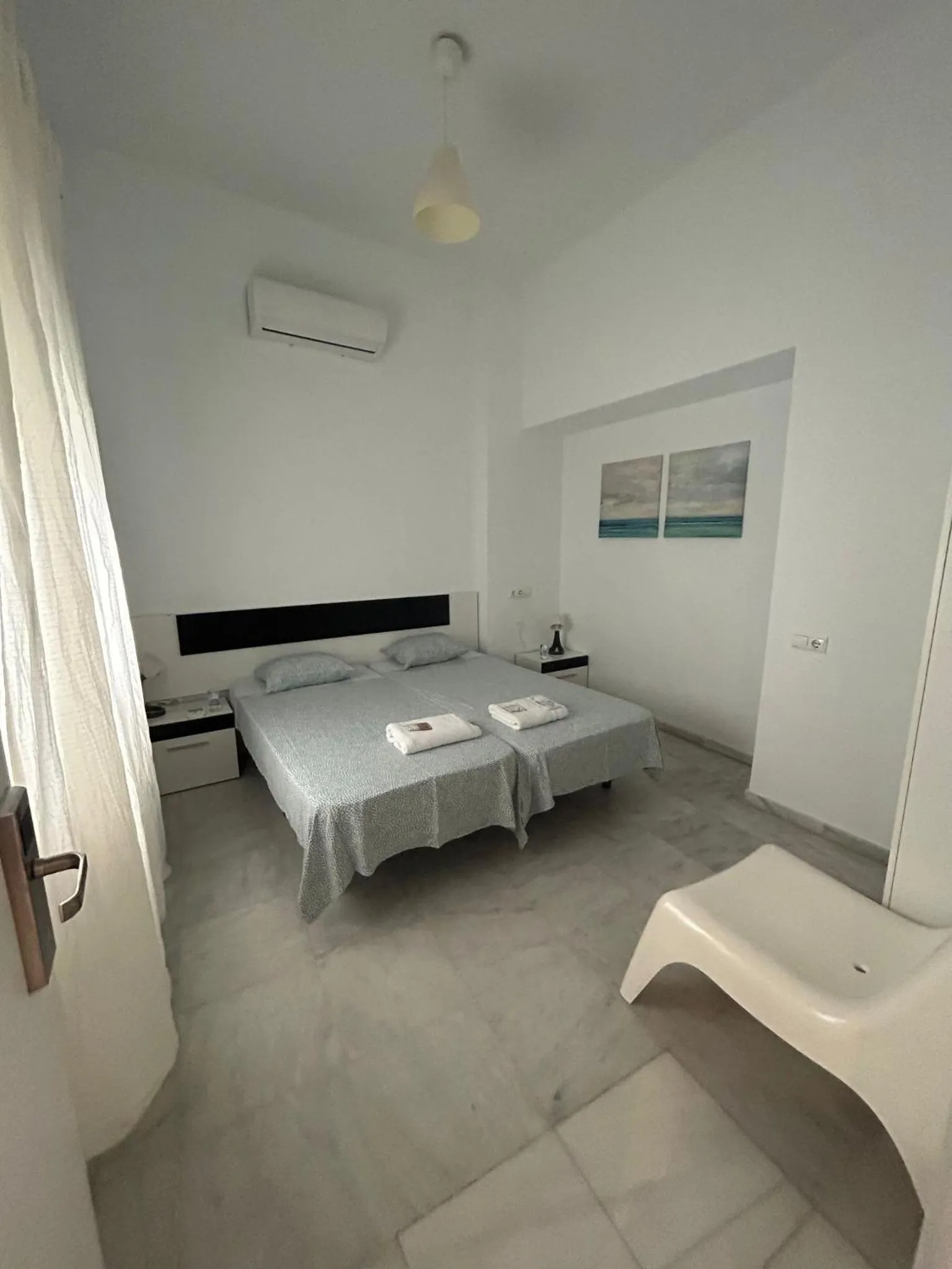 Twin Room with Shared Bathroom in The Spot Central Hostel