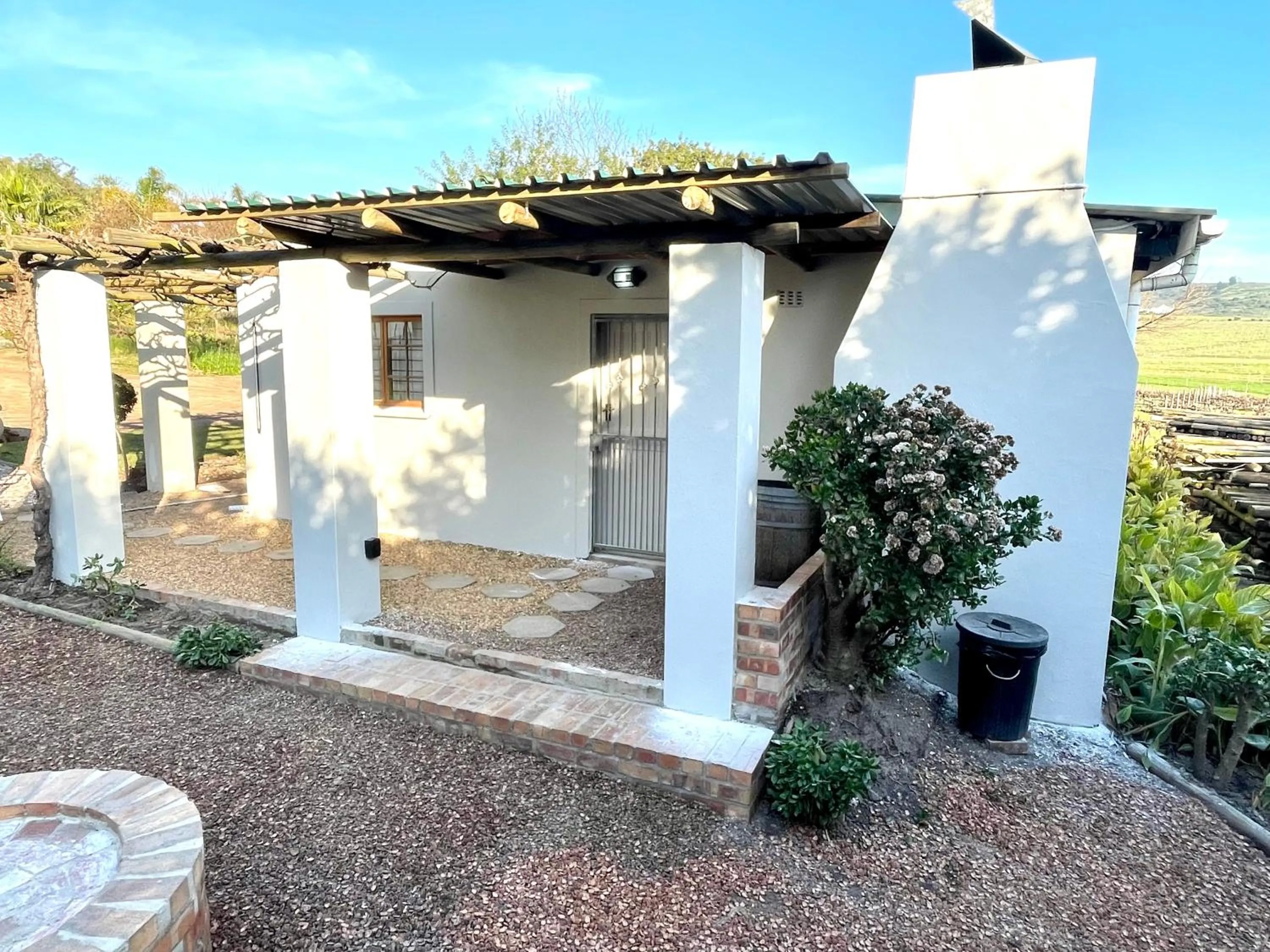 Studio (2 Adults) in Groenvlei Guest Farm