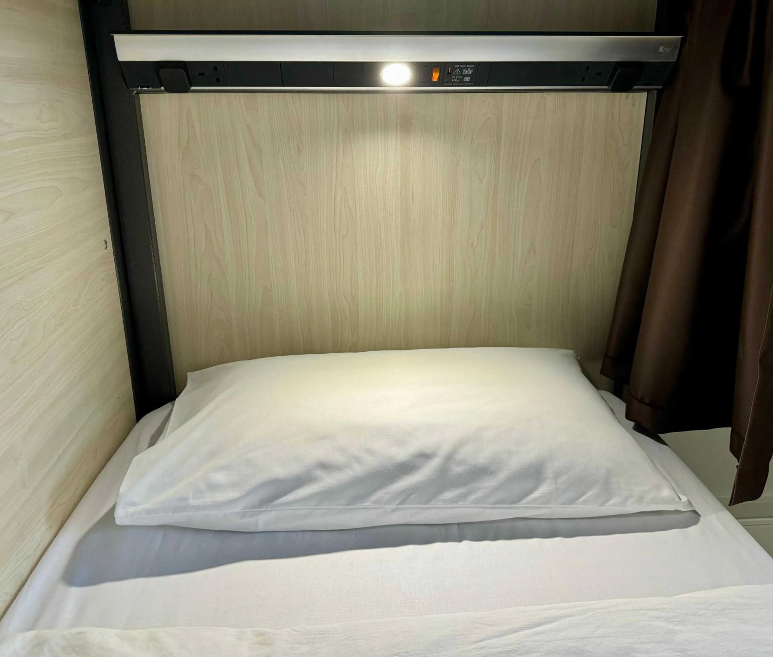 Twin Room En suite in Snoozles Galway City Centre