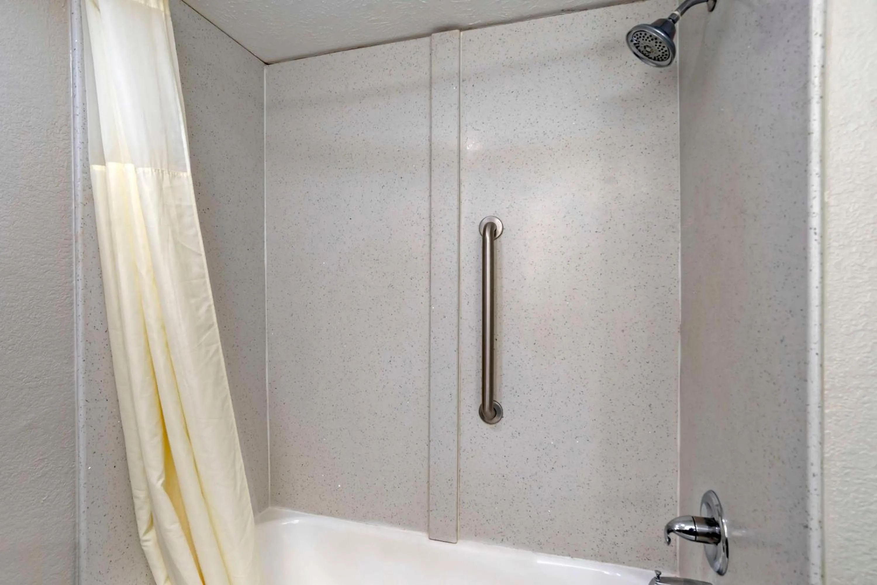 Queen Room with Two Queen Beds - Non-Smoking in Best Western Canton Inn