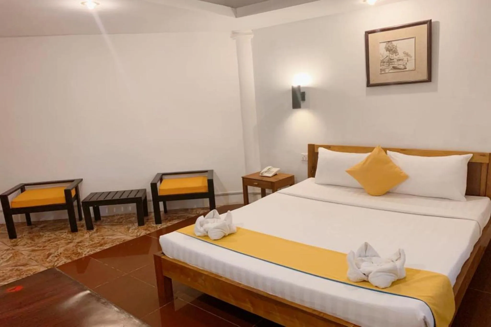 Standard Double Room No Window in Best Central Point Hotel