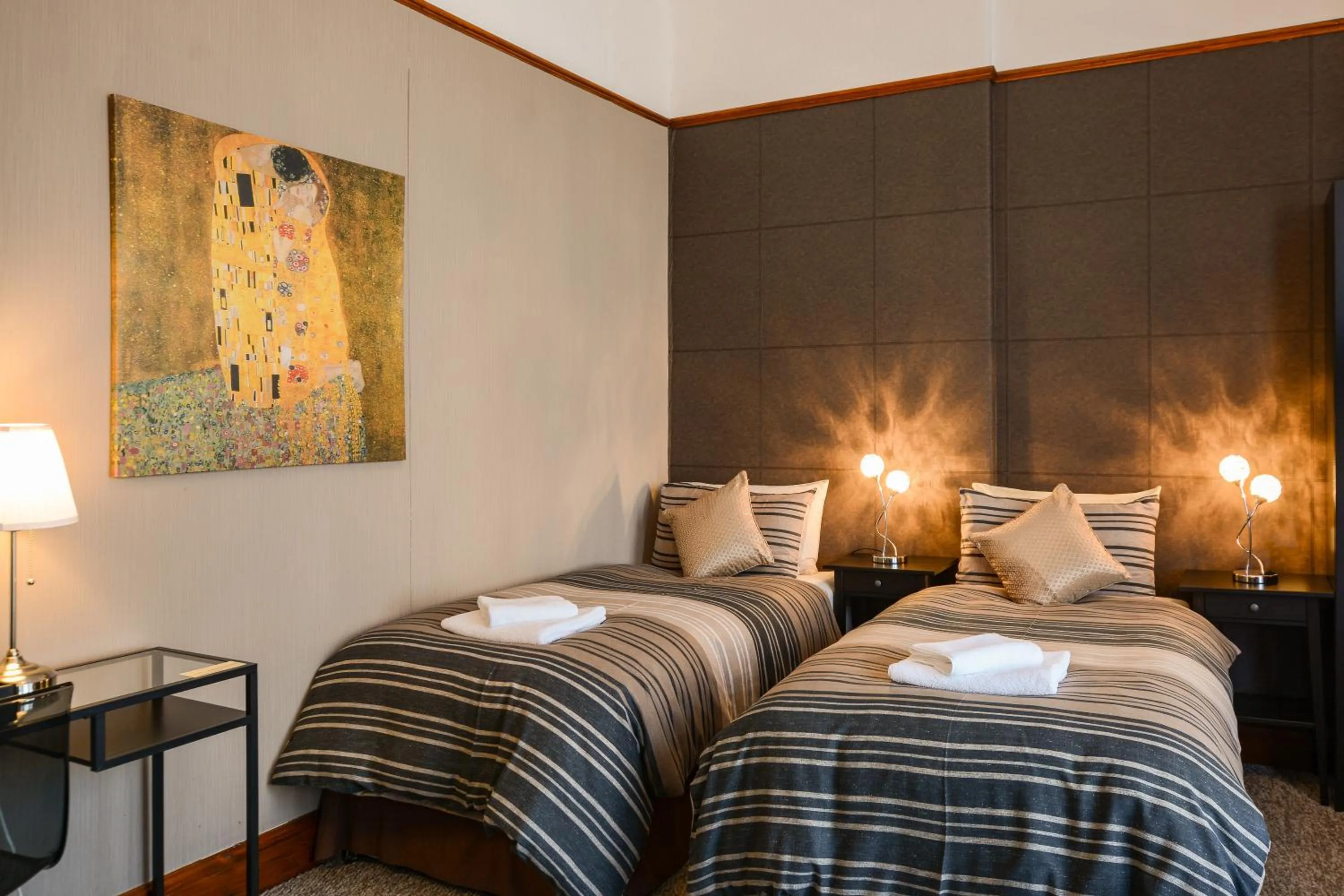 Standard Twin Room in Tanes Hotel