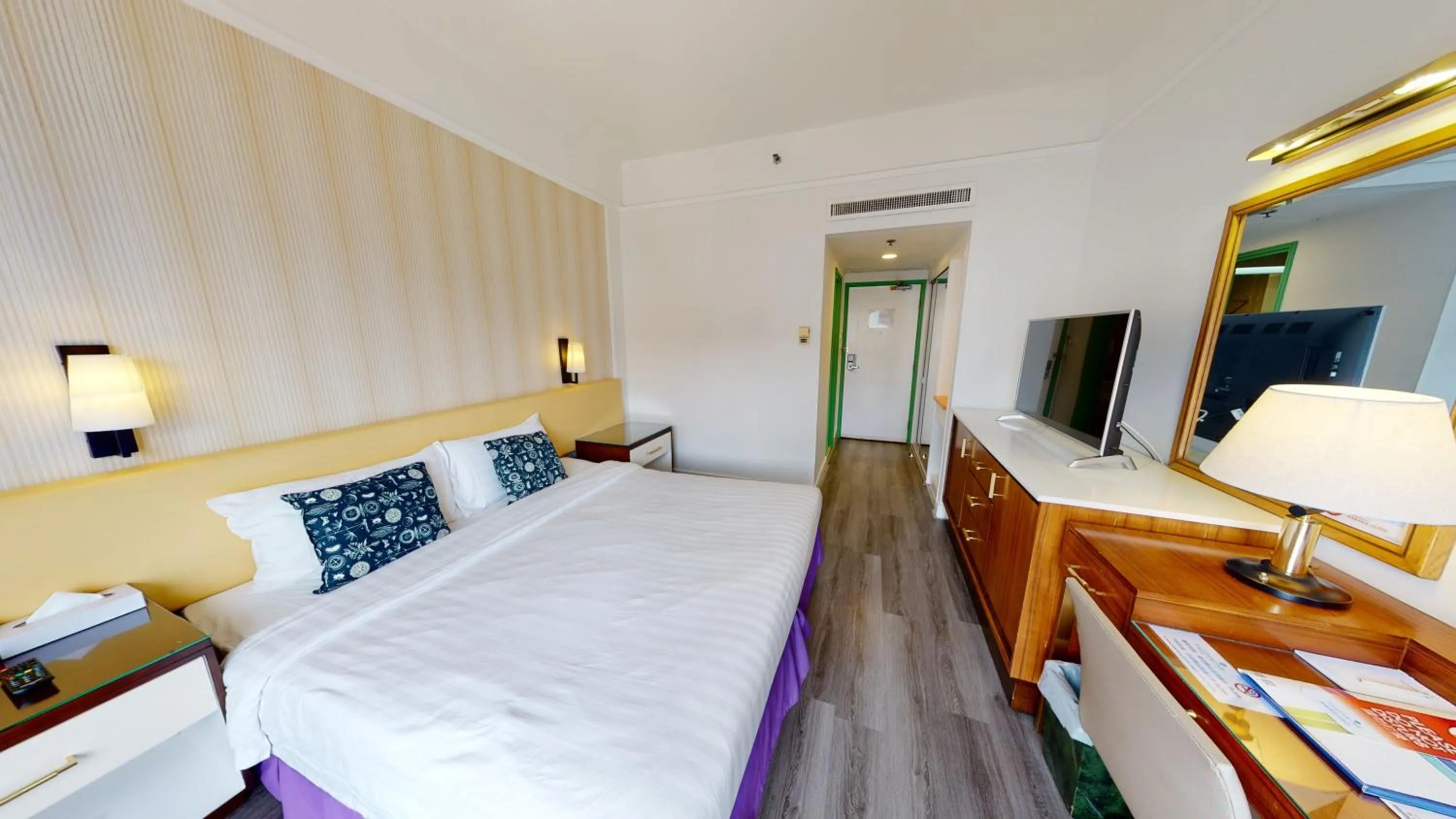 Garden View Double Room in Silvermine Beach Resort