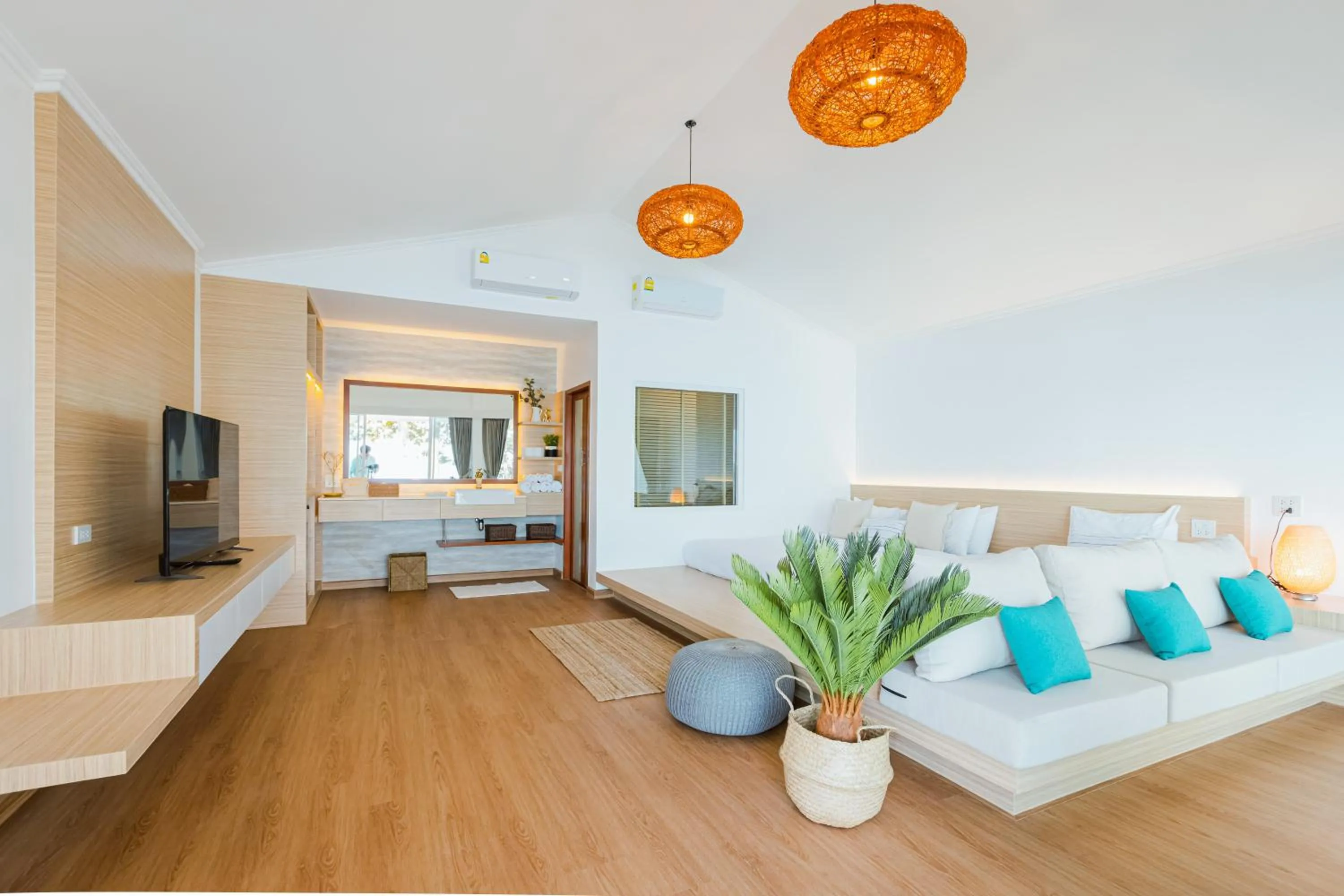 Deluxe Quadruple Room in Vimarn Samed Resort