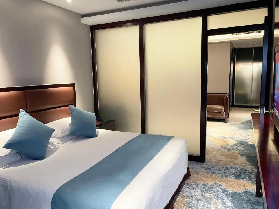 Business Double Room in Royal Palace Hotel Haining