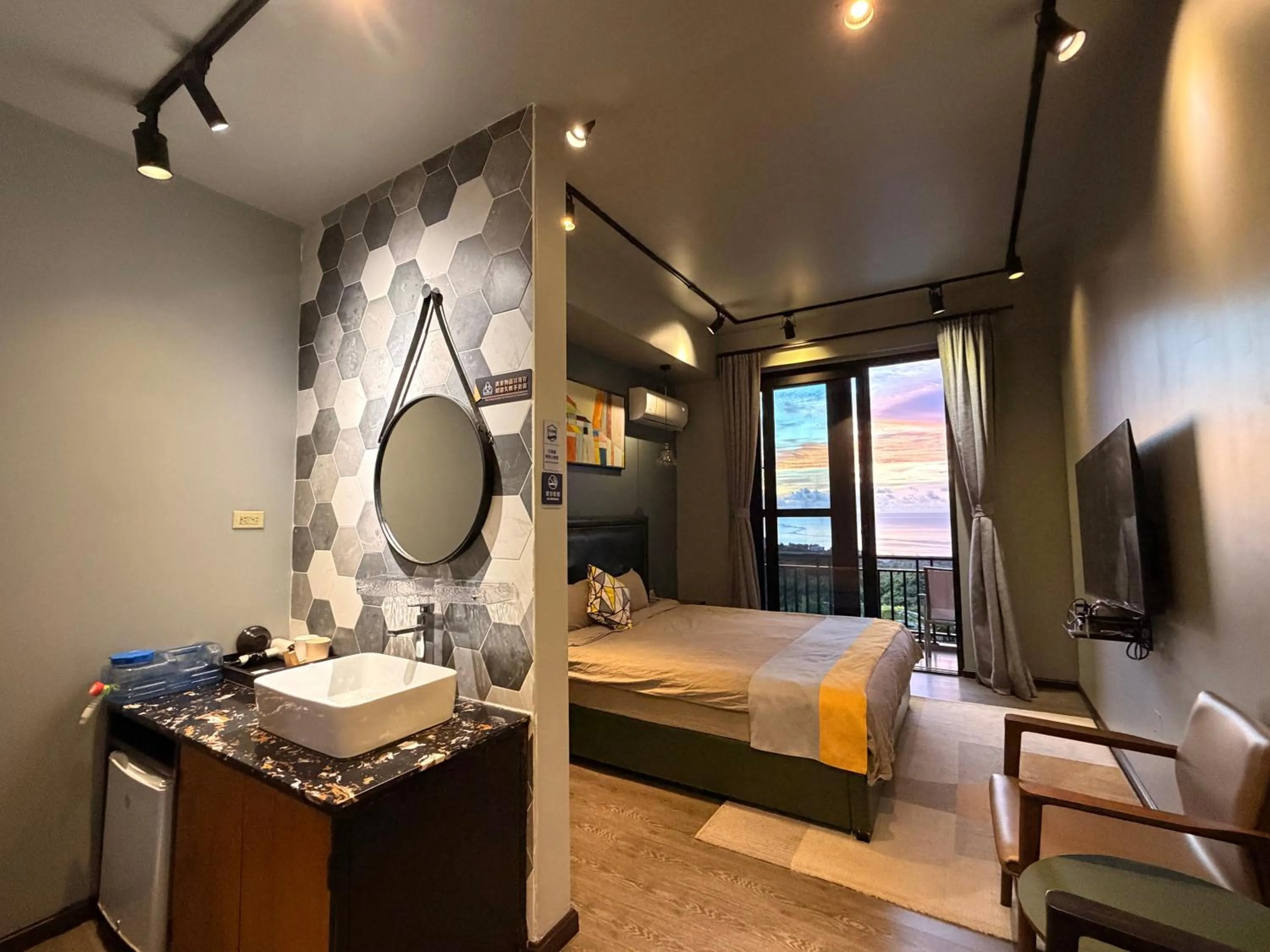 Superior Sea View Room in Saipan Skyline Designers Hotel