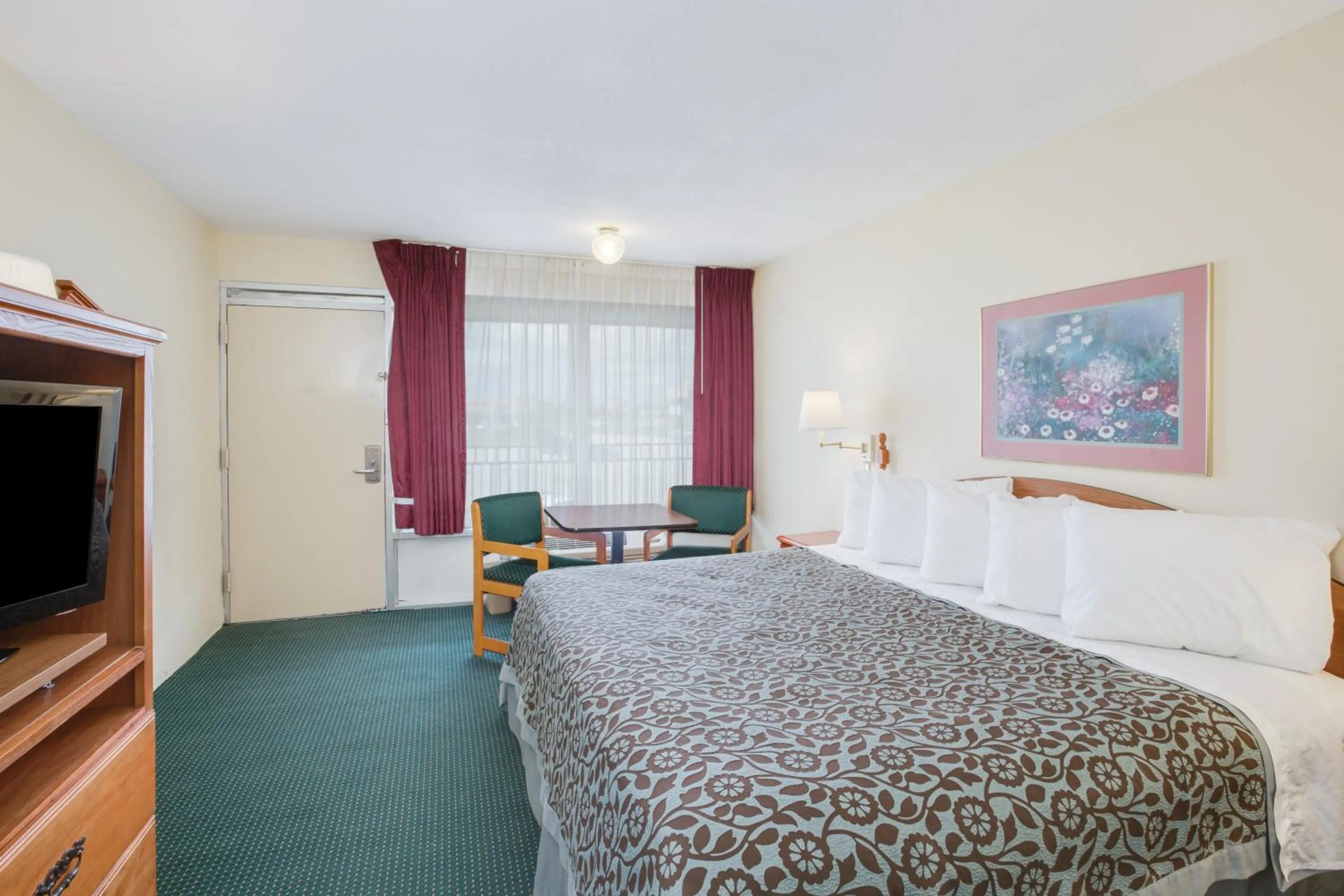 King Room- Non-Smoking in Days Inn by Wyndham Newport