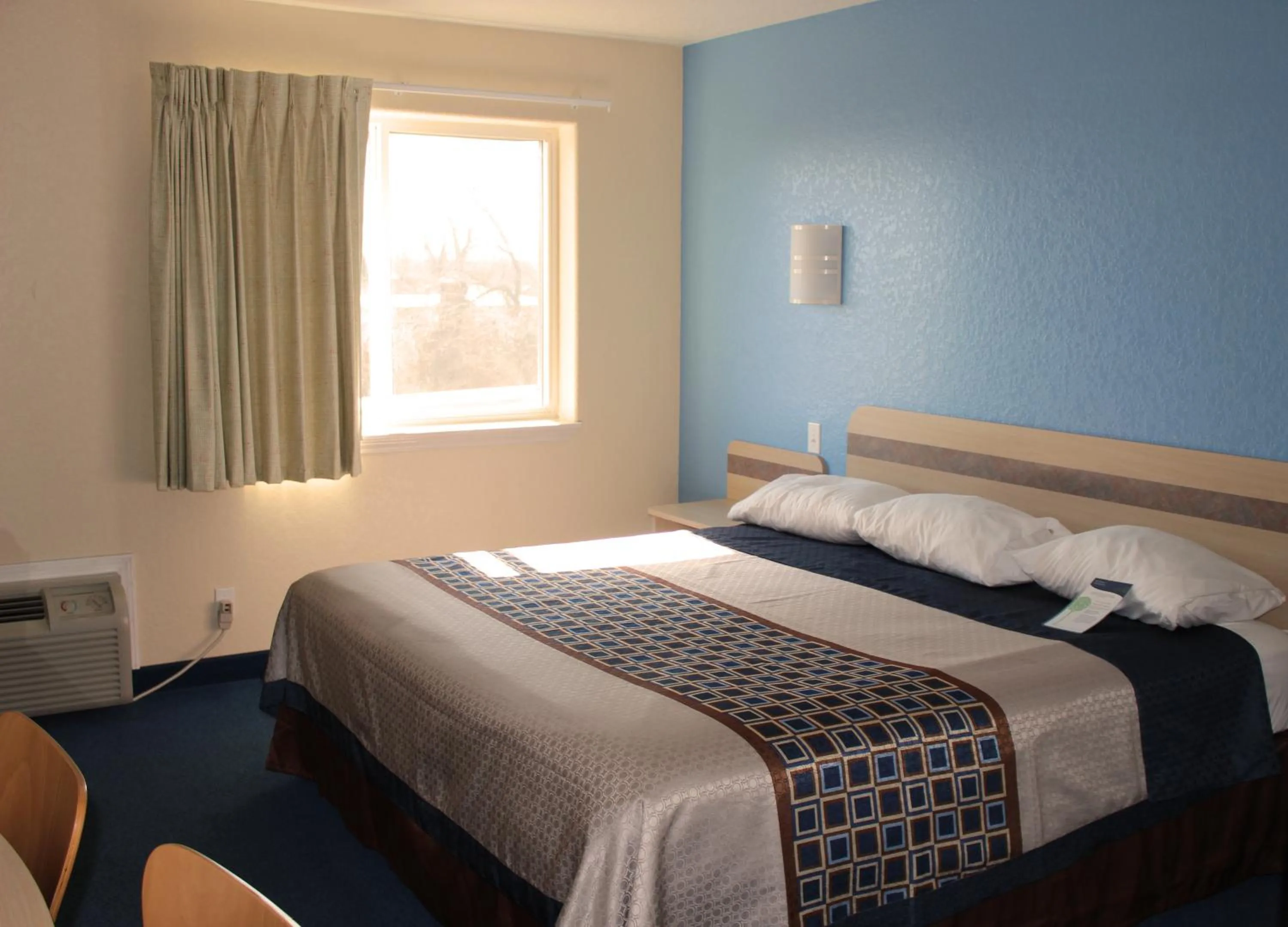 King Room - Non-Smoking in Wine Country Inn