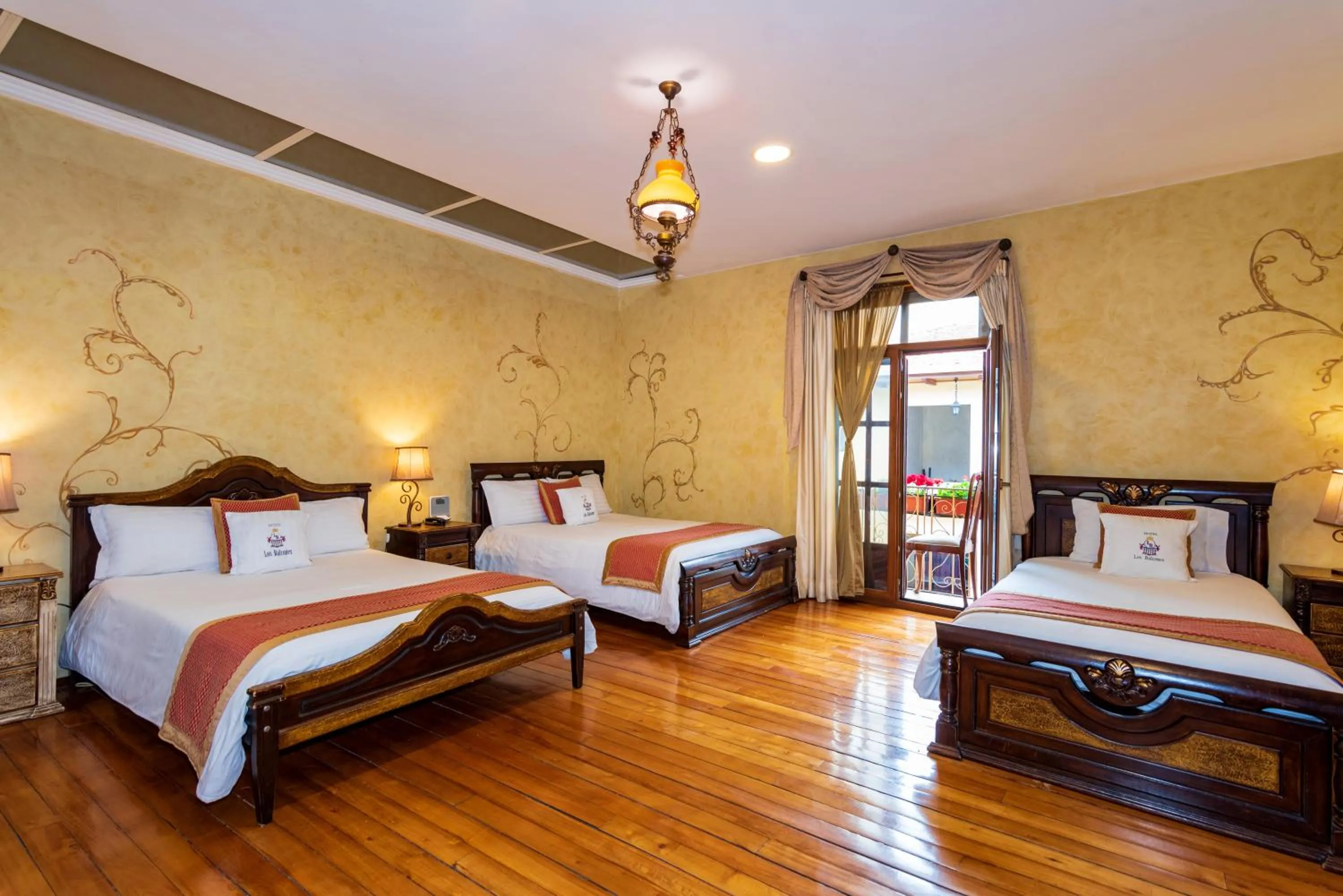Triple Room with Balcony in Hotel Boutique Los Balcones