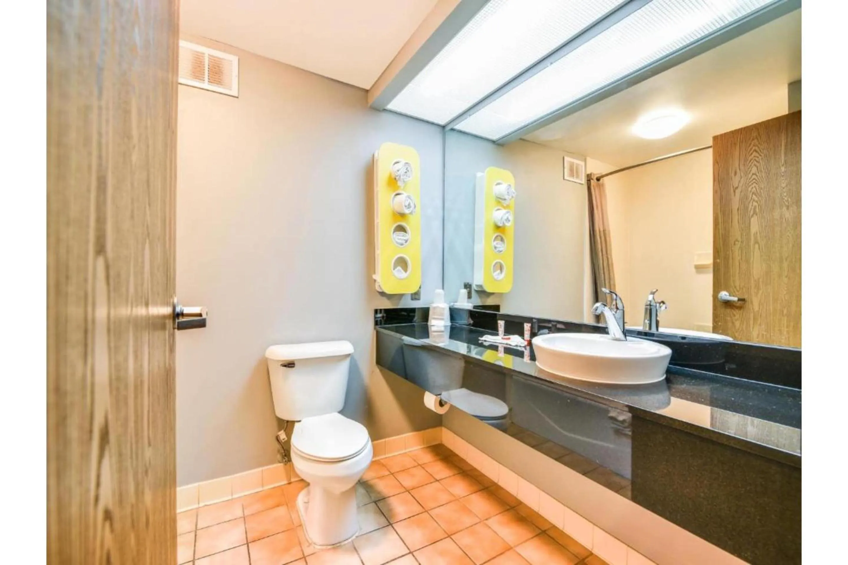 Deluxe Queen Room with Two Queen Beds in OYO Townhouse Inn Jacksonville near Little Rock Air Force Base