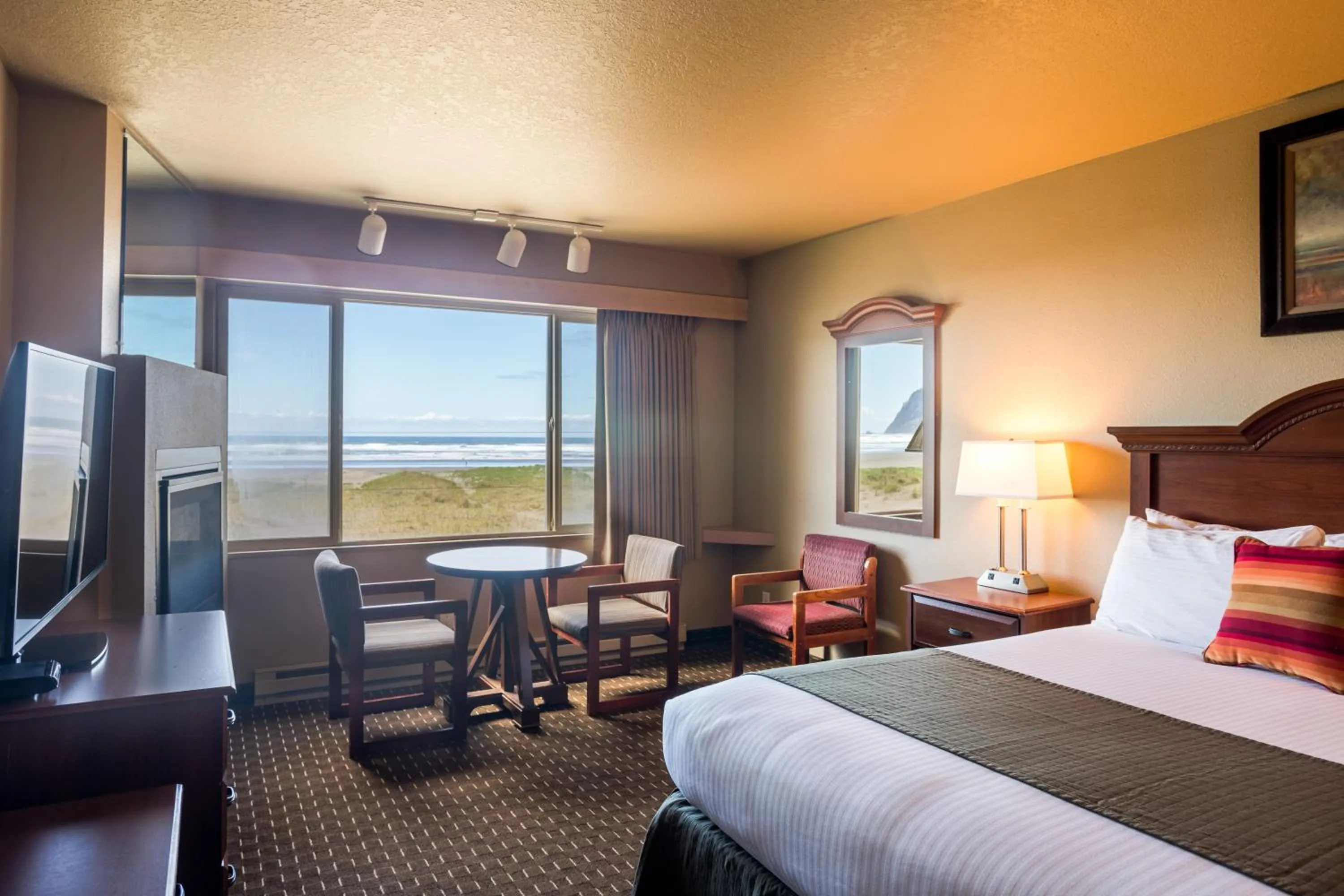 Two Queen Ocean View in Ebb Tide Oceanfront Inn