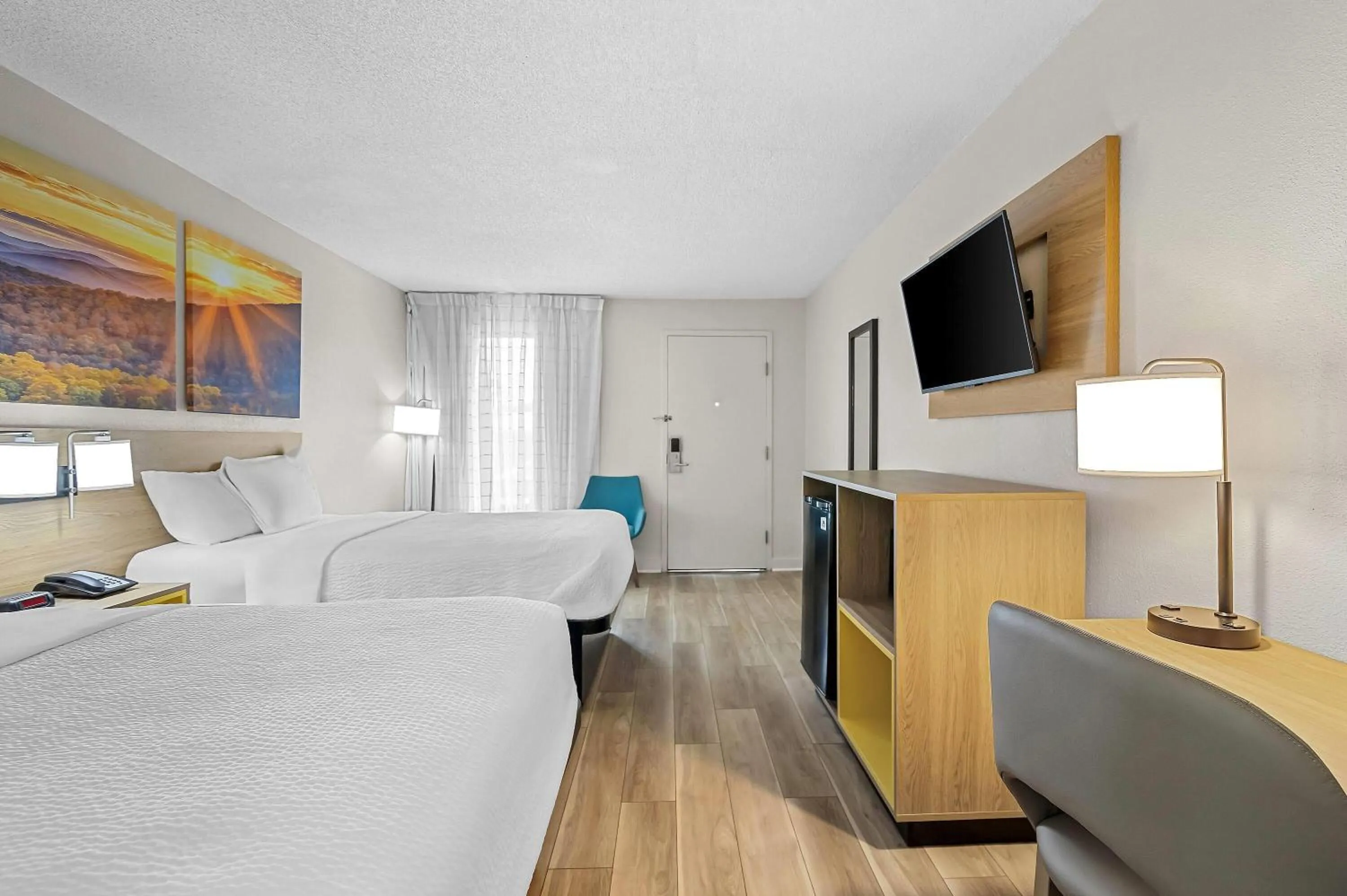 Double Room with Two Double Beds - Non-Smoking in Days Inn by Wyndham Salem