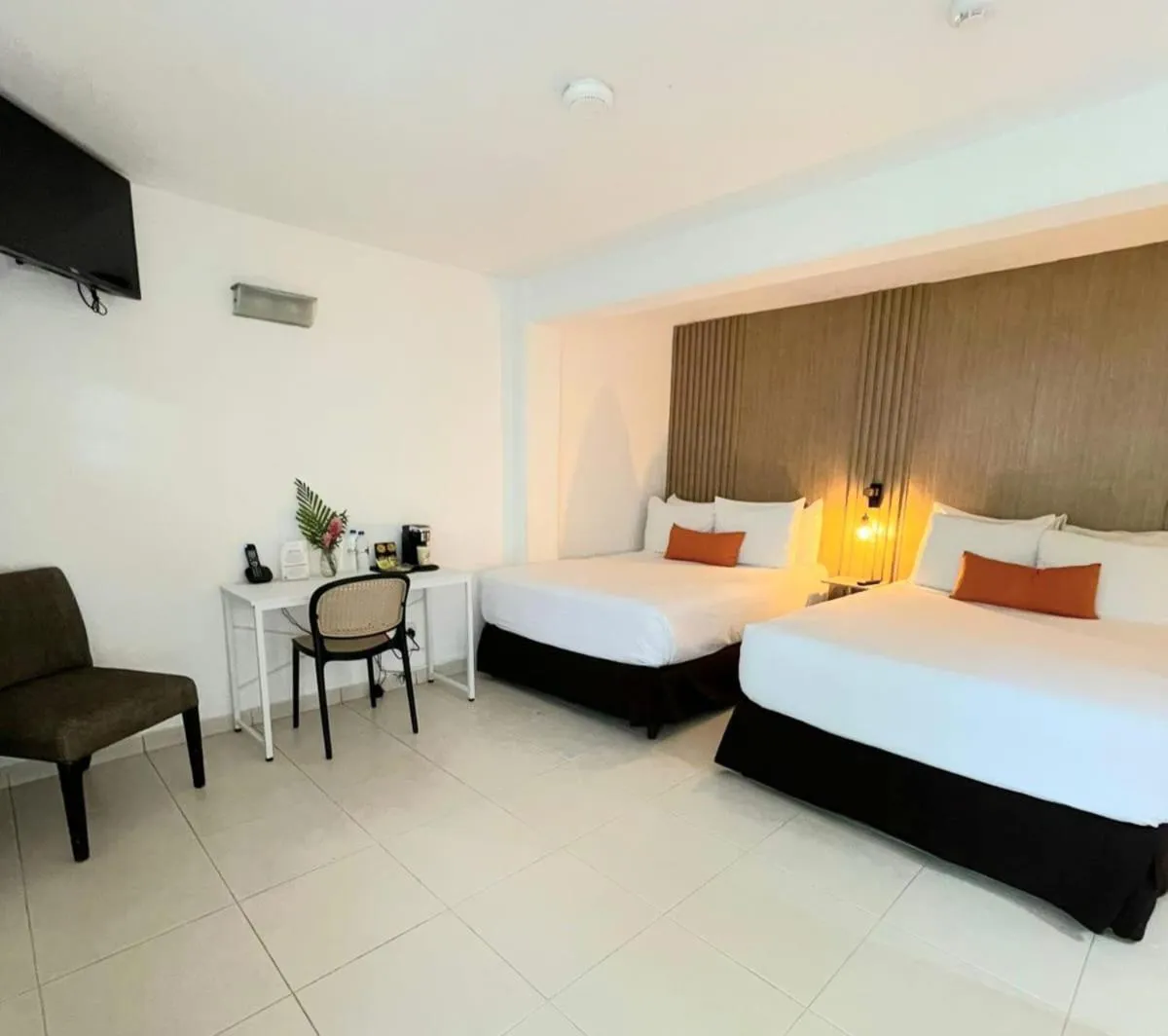 Standard Double Room in Albrook Inn