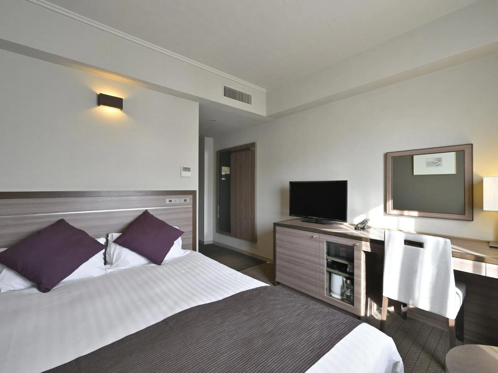 Double Room - Non-Smoking  in Takamatsu Kokusai Hotel