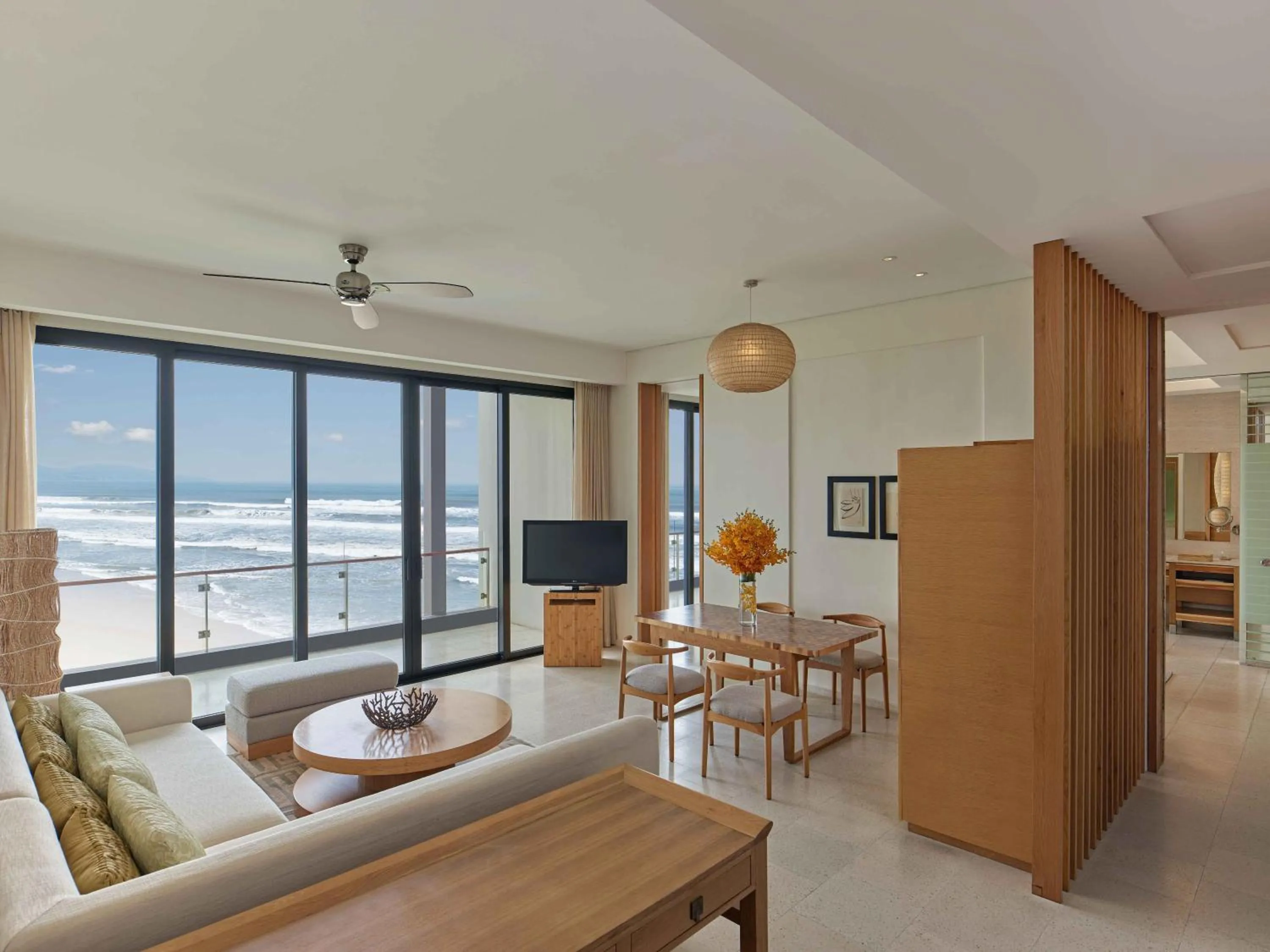 Suite with Ocean View in Hyatt Regency Danang Resort and Spa