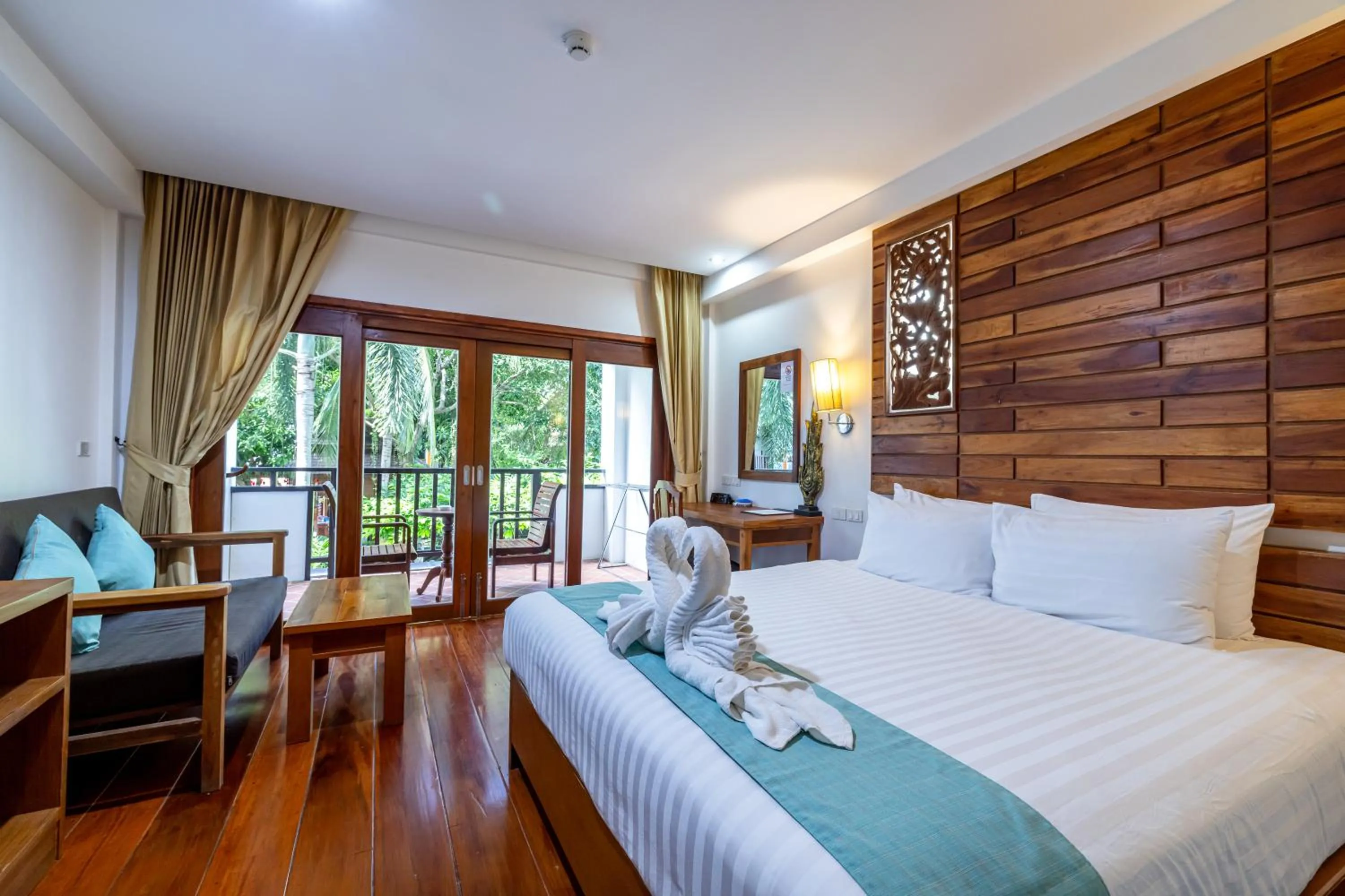 Deluxe Double Room in Phuket Meet Holiday Hotel-Rawai 普吉岛相遇花园度假酒店-拉威店