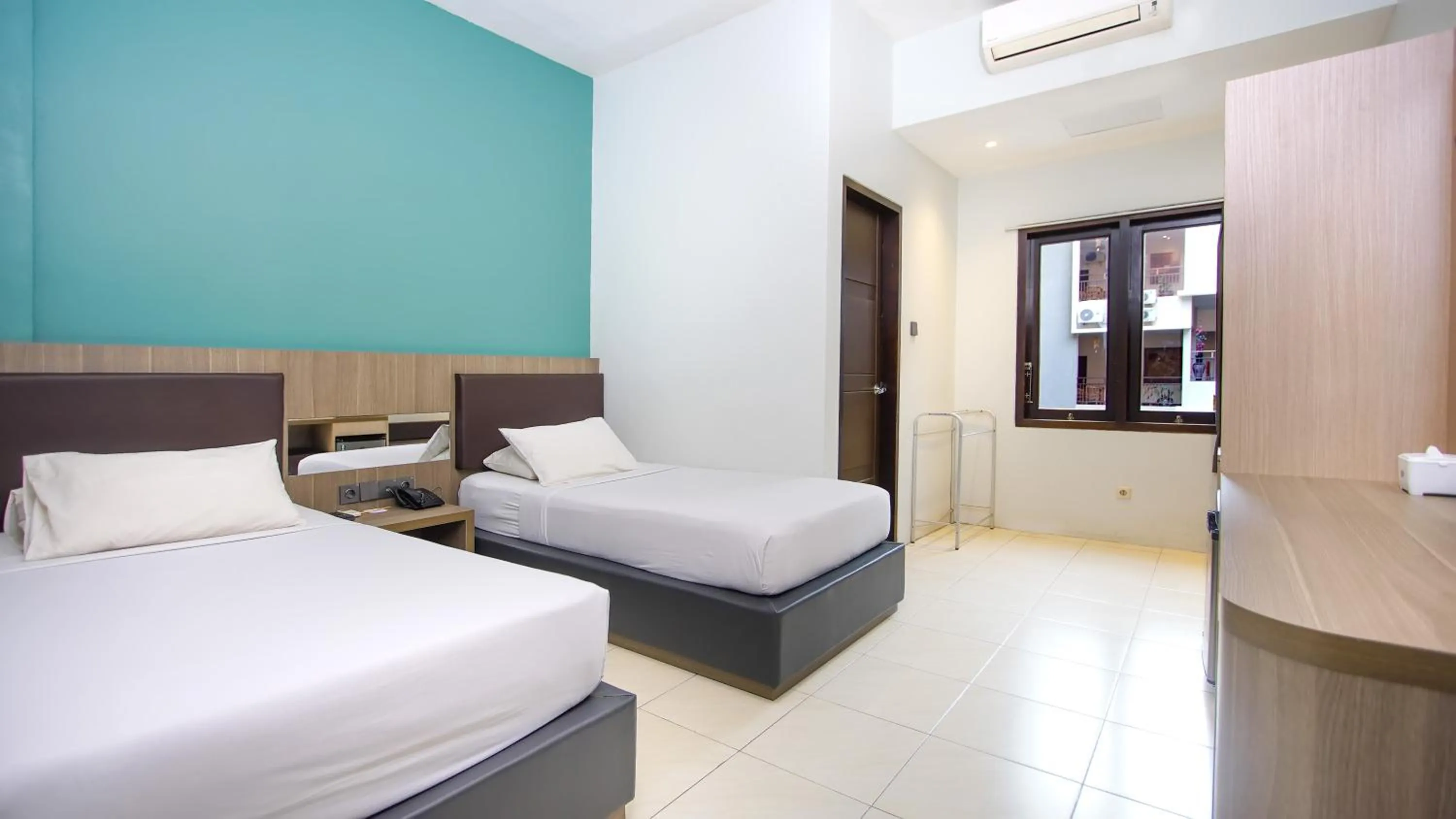 Deluxe Twin Room in Sun In Pangandaran Hotel