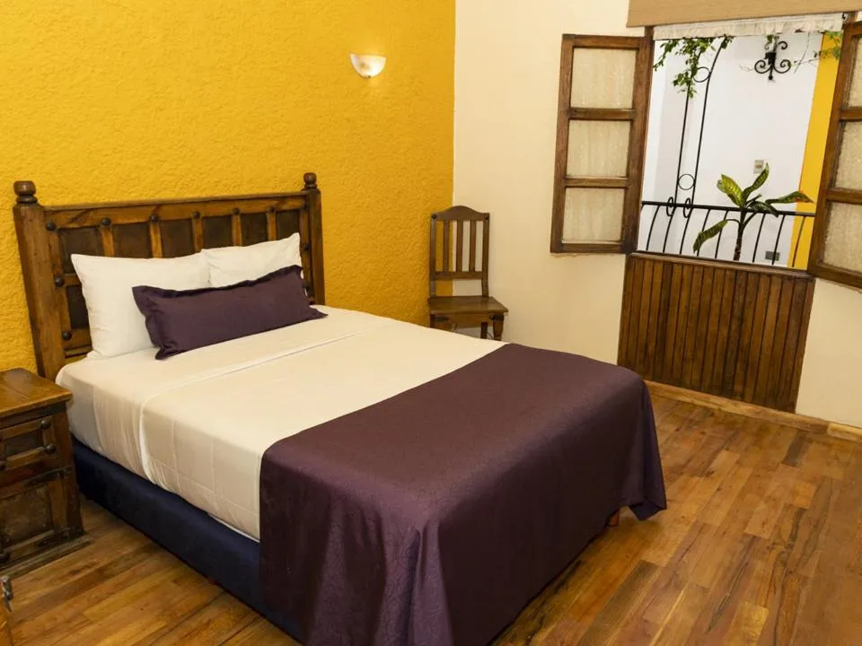 Standard Room 1 Queen in Gamma Puebla Señorial Centro