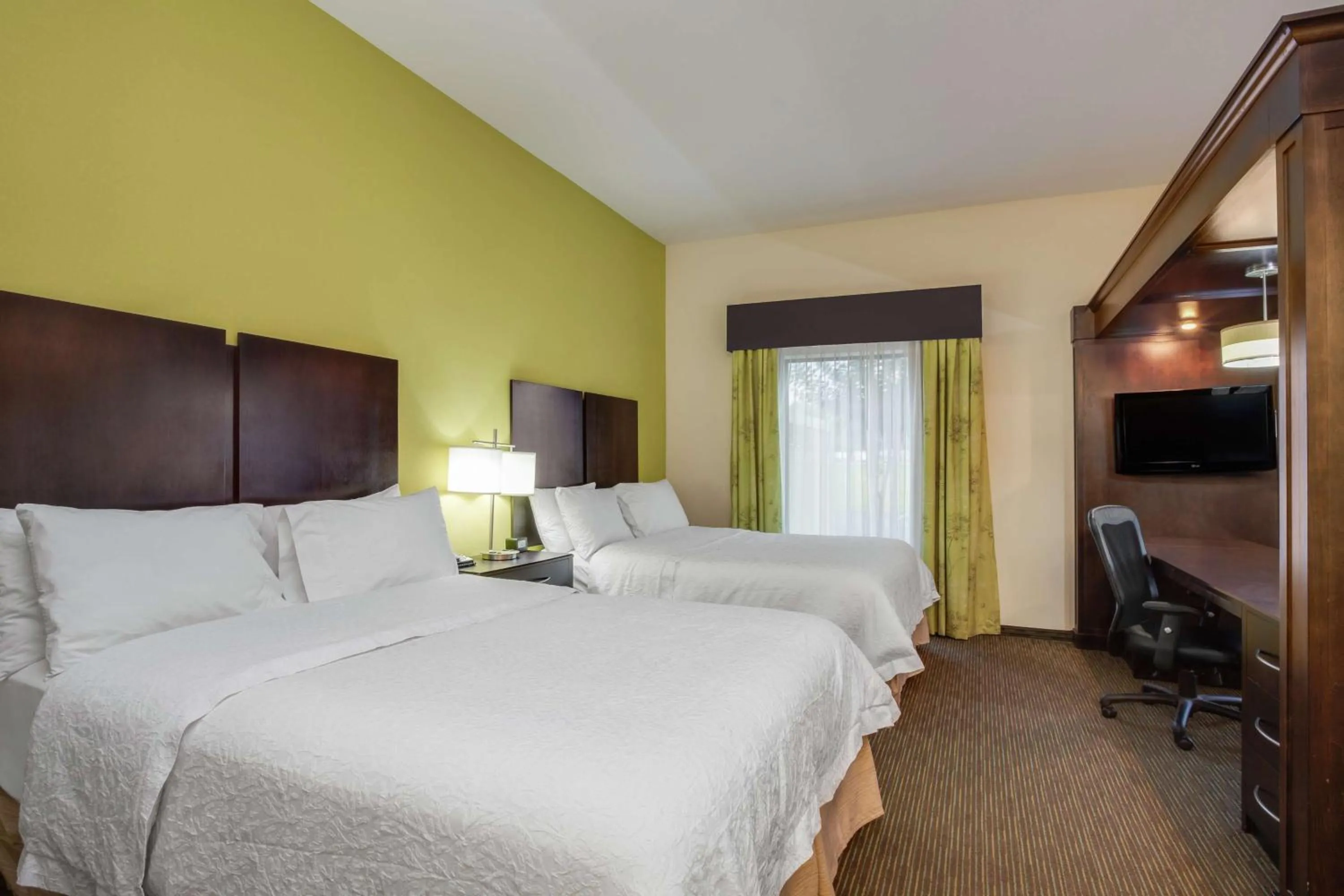 Studio with Two Queen Beds - Non-Smoking in Hampton Inn Ozark