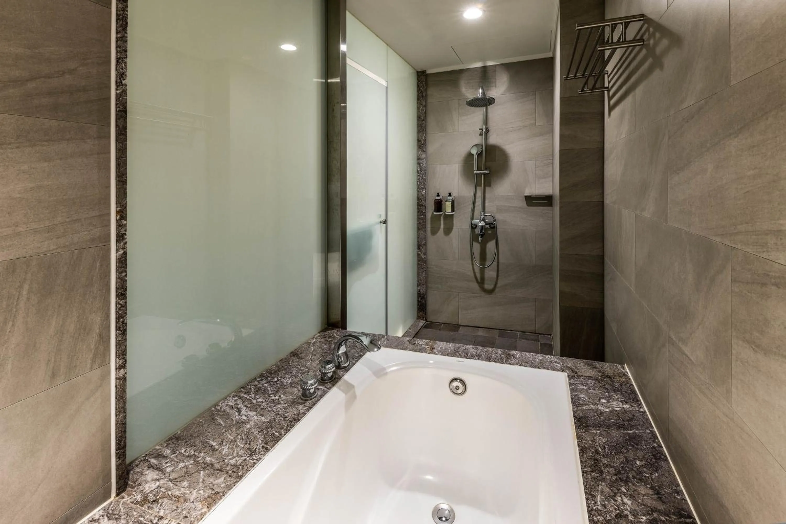 Deluxe Family Room in Hsin Hotel