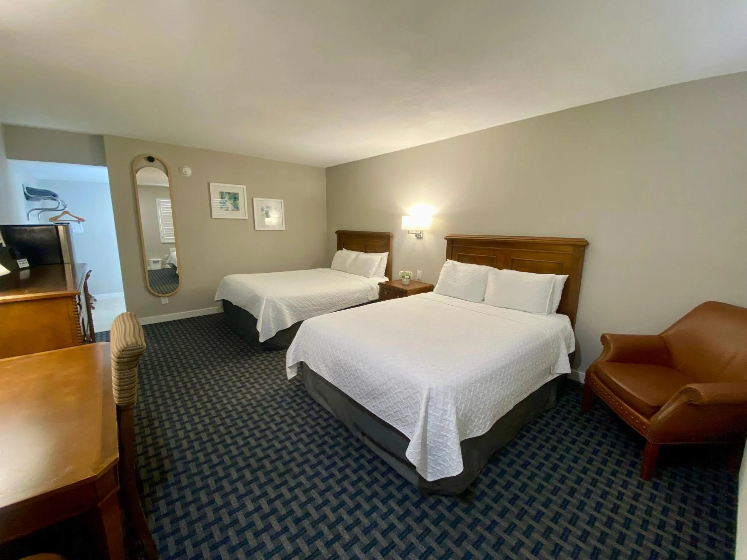 Deluxe Double Room in Welcome Inn