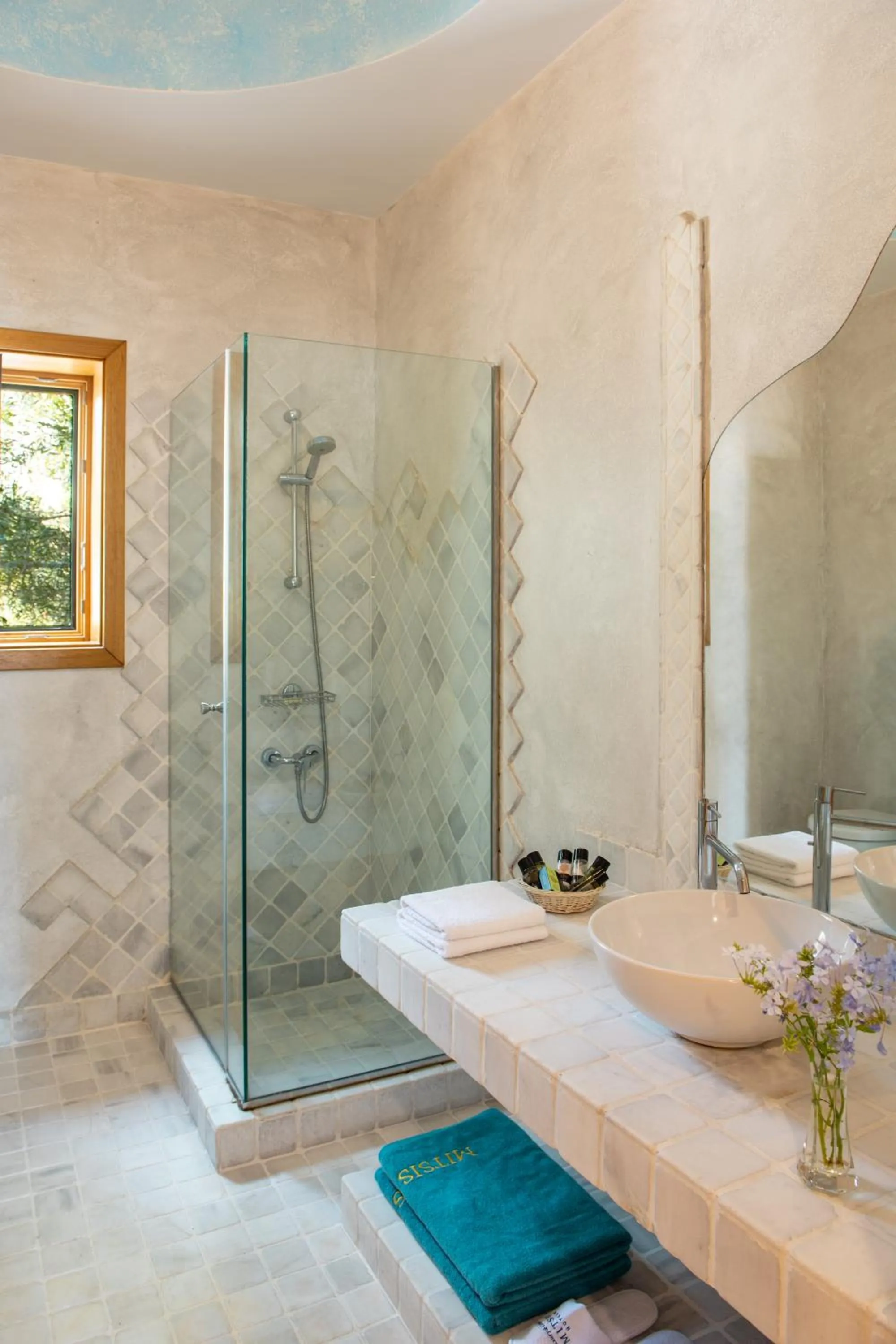 Bungalow sharing pool in Mitsis Selection Blue Domes