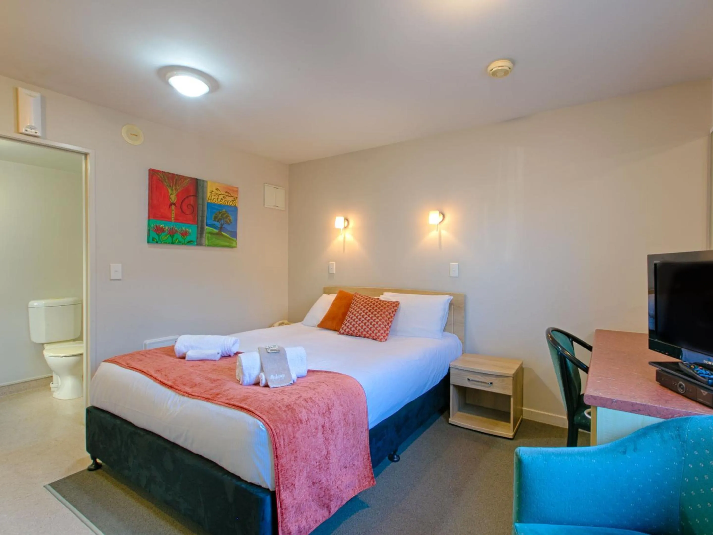 Queen Studio in Bella Vista Motel Blenheim