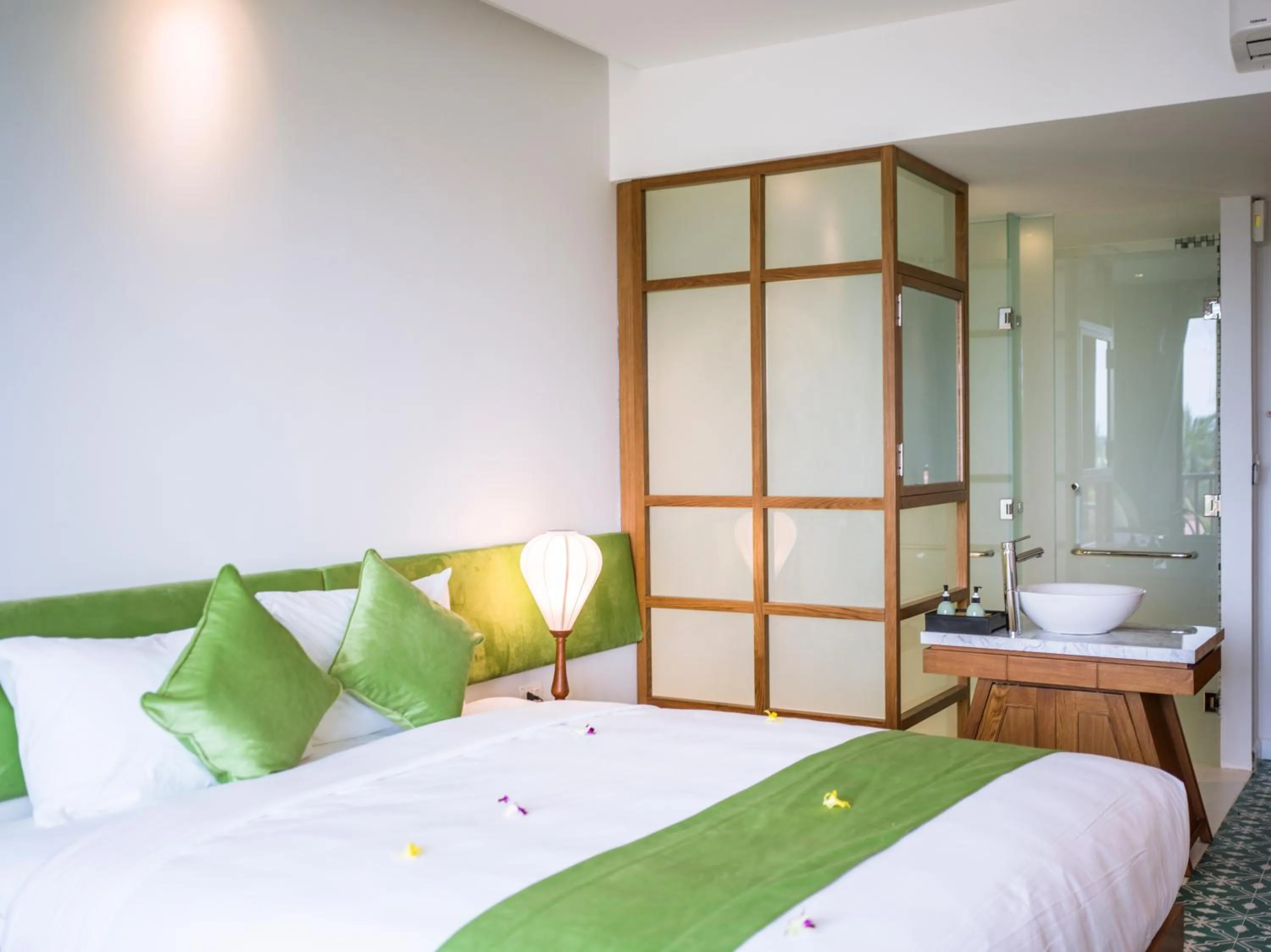 Superior Double or Twin Room in Vinh Hung Old Town Hotel