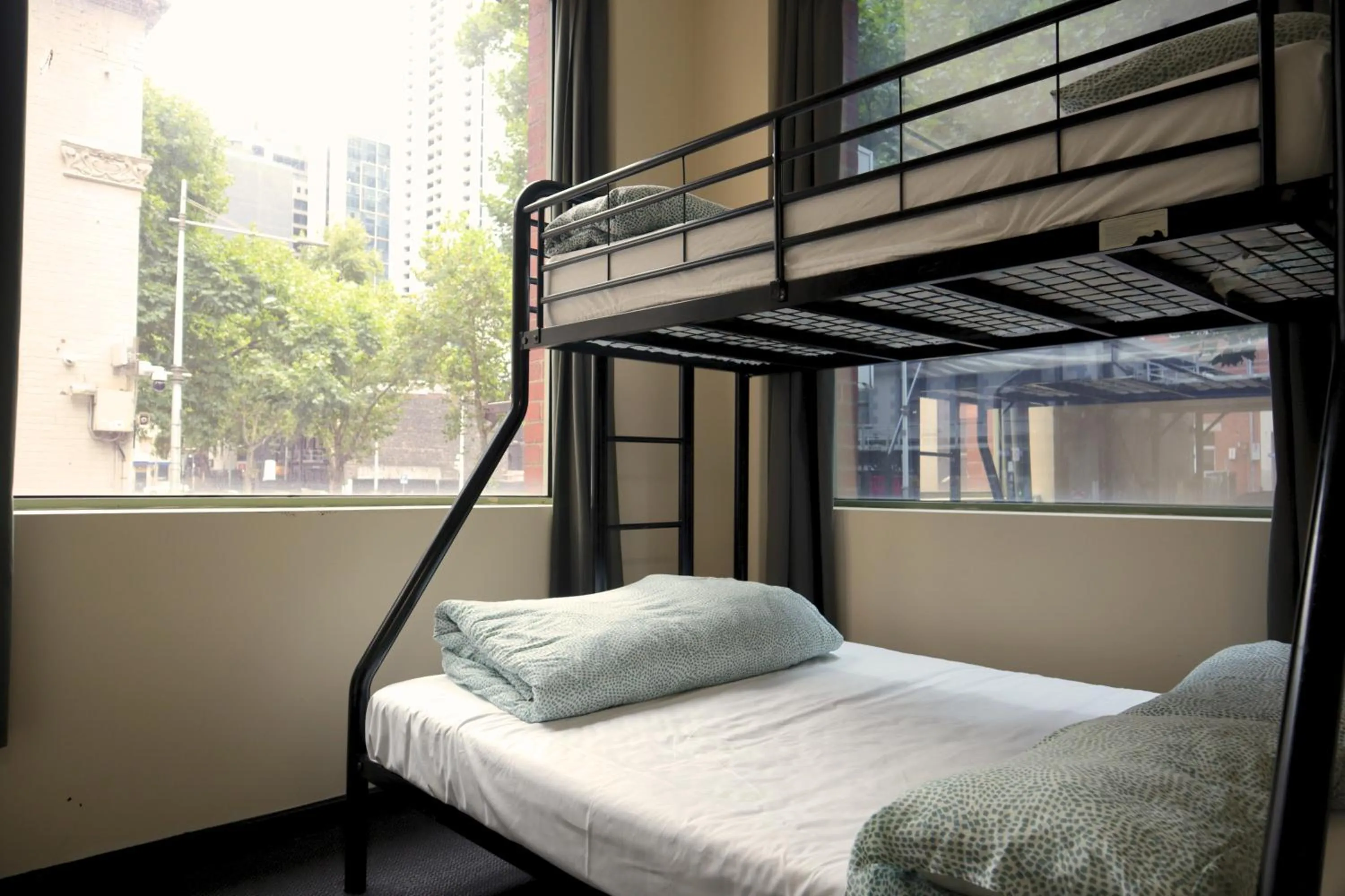Private Double Room with Shared Bathroom (2 Guests) in Melbourne City Backpackers