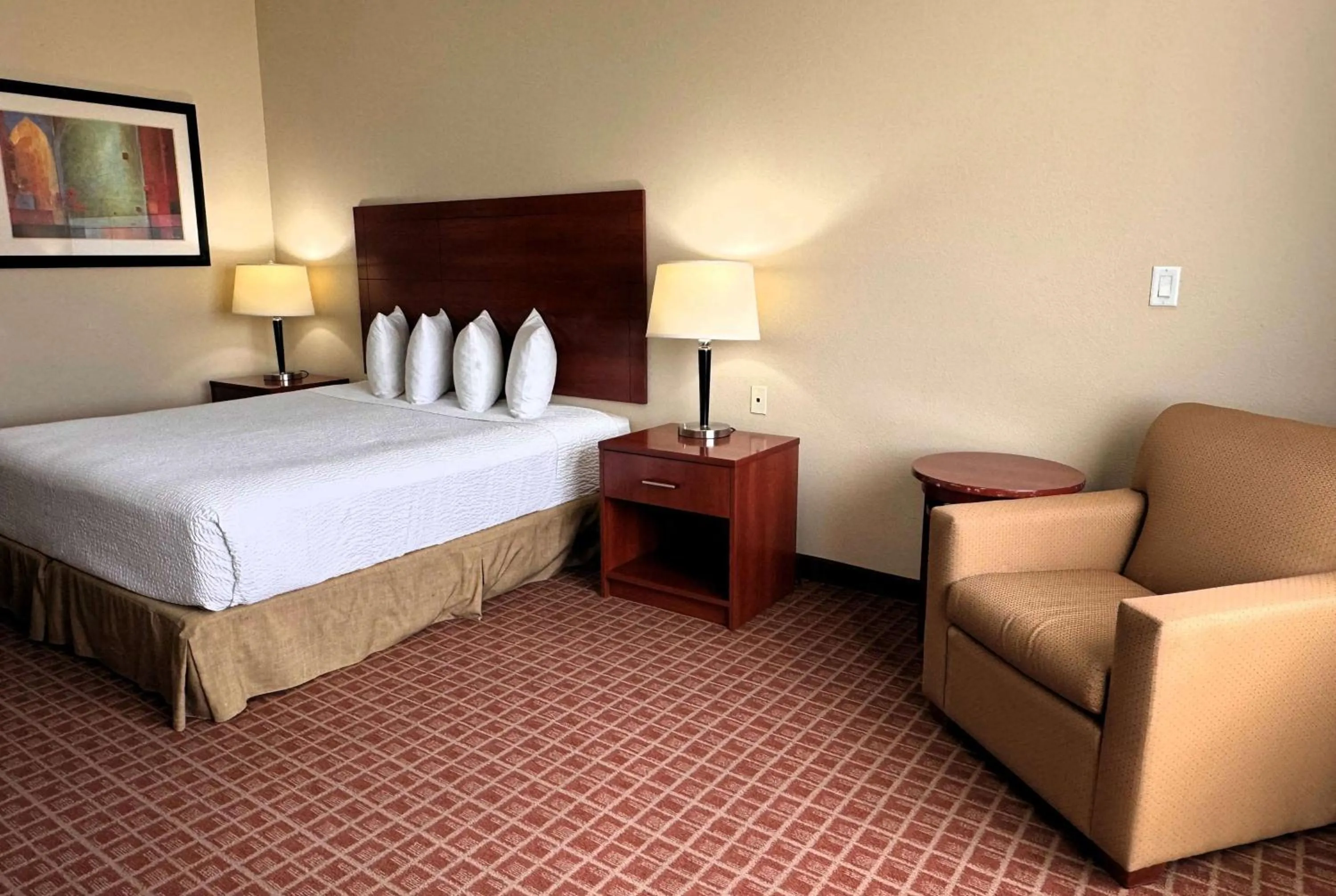 King Room - Non-Smoking in Ramada by Wyndham College Station