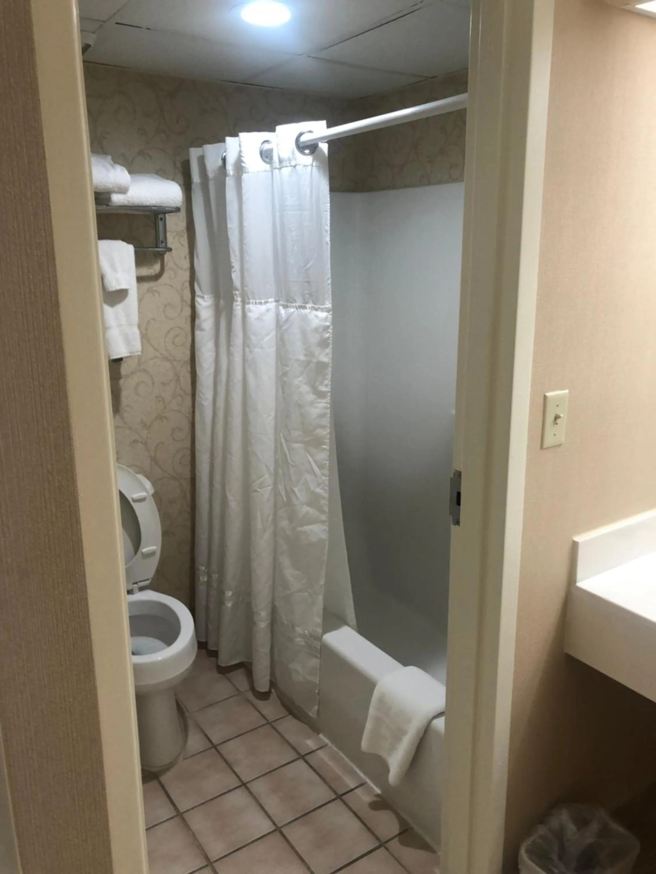 Bayfront Deluxe Queen with Kitchenette - South Building in Princess Bayside Beach Hotel