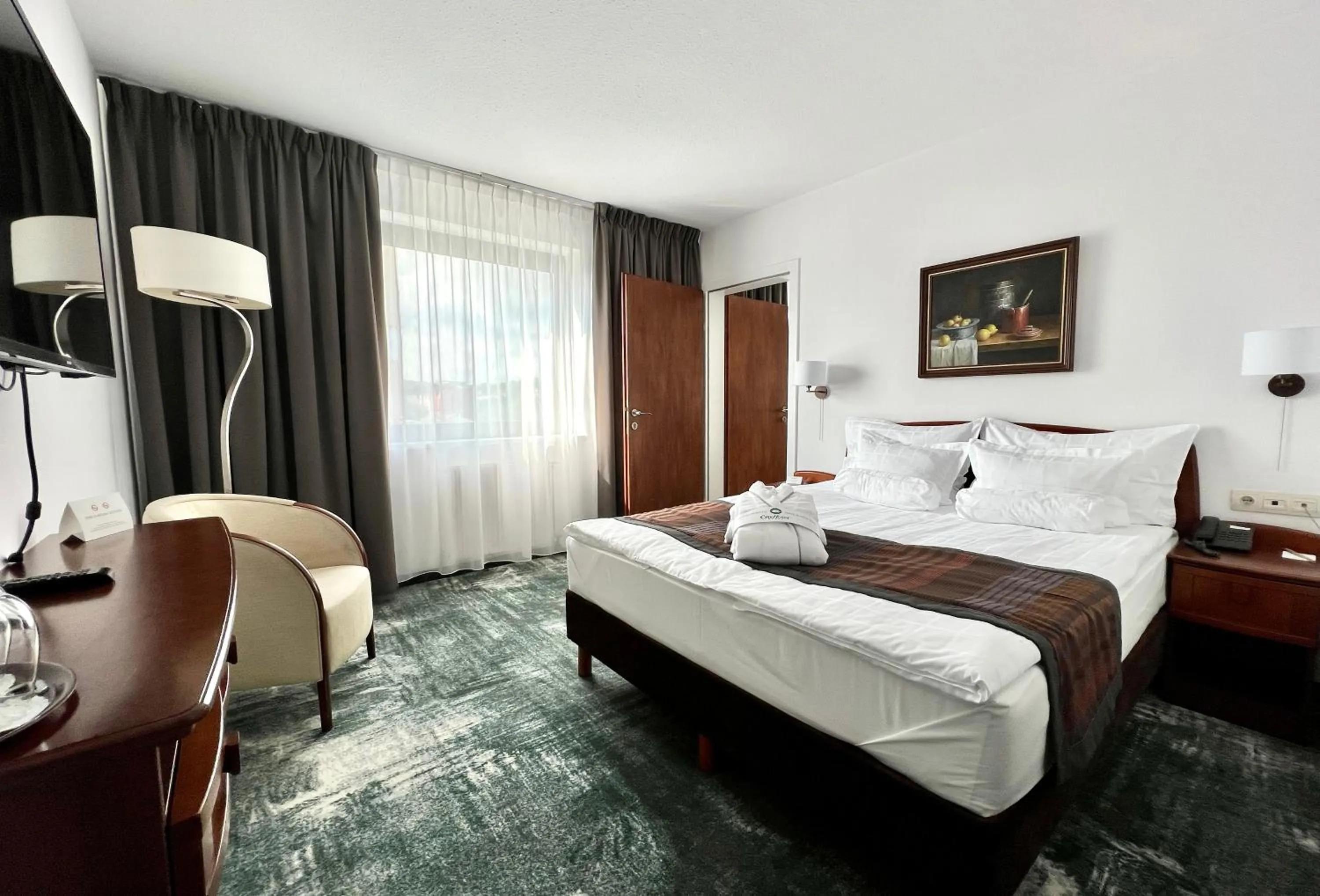 Standard Double Suite in City Hotel