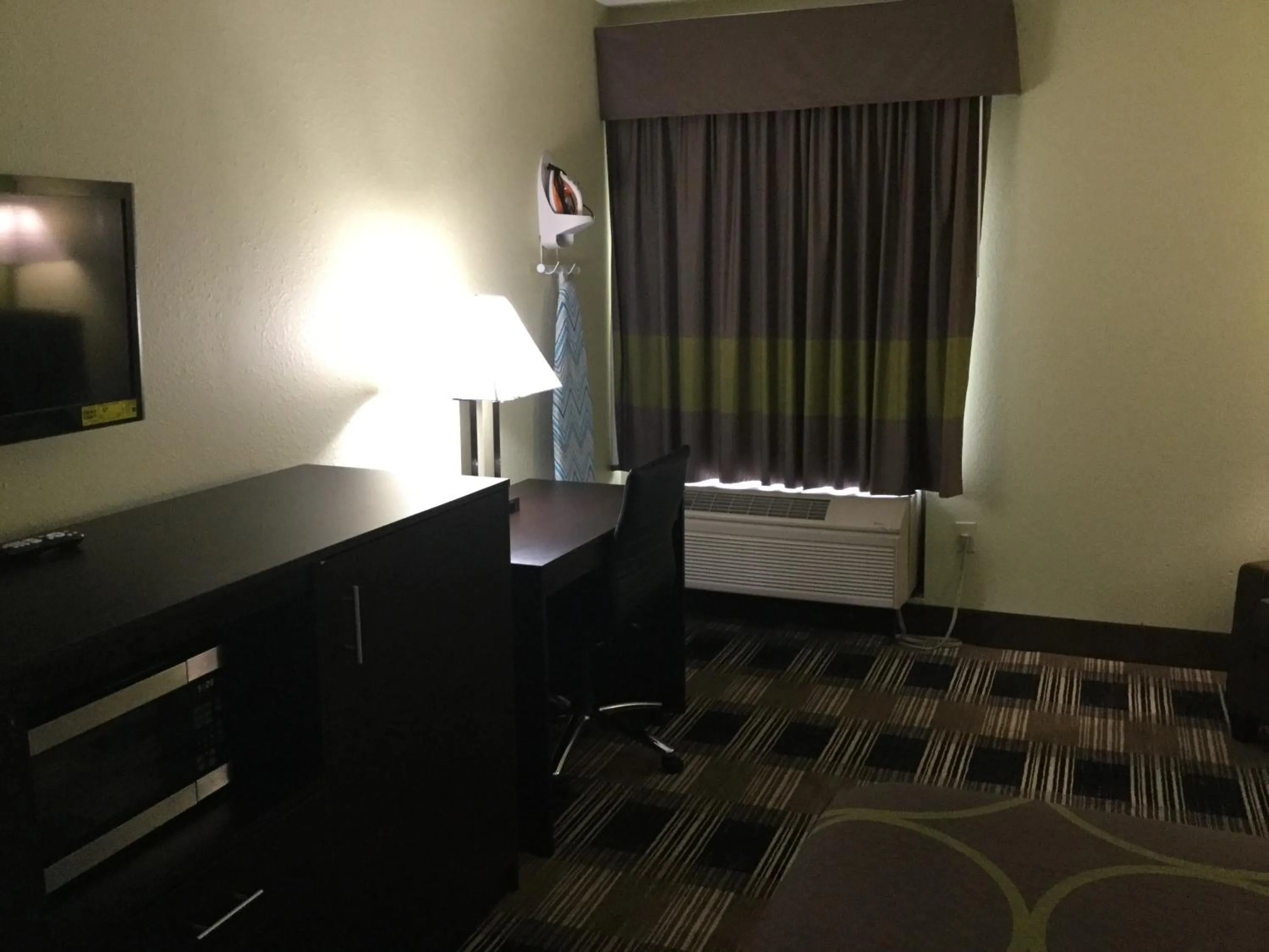 King Studio Suite - Non-Smoking in Super 8 by Wyndham Greer/Spartanburg Area