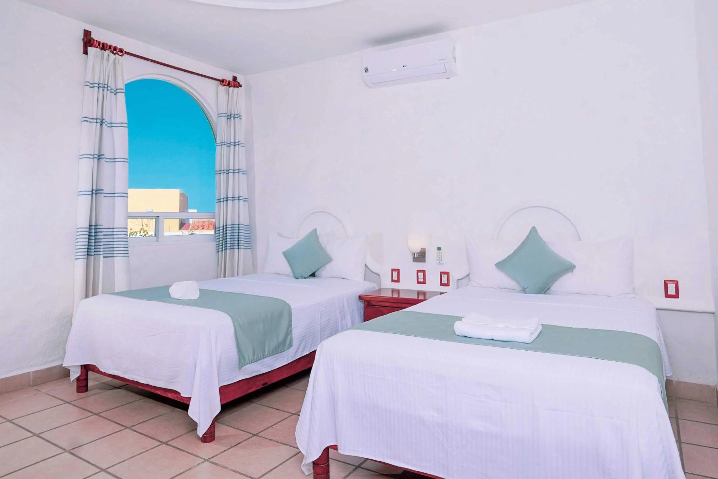 Three-Bedroom Apartment with Ocean View in Villas & Resort Luz de Luna