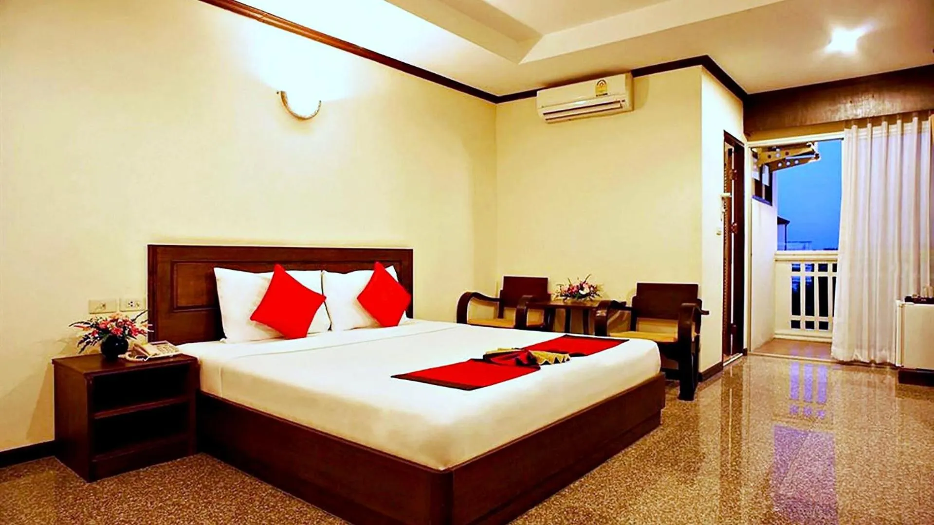 Superior Double Room in Royal Panerai Hotel Chiangmai