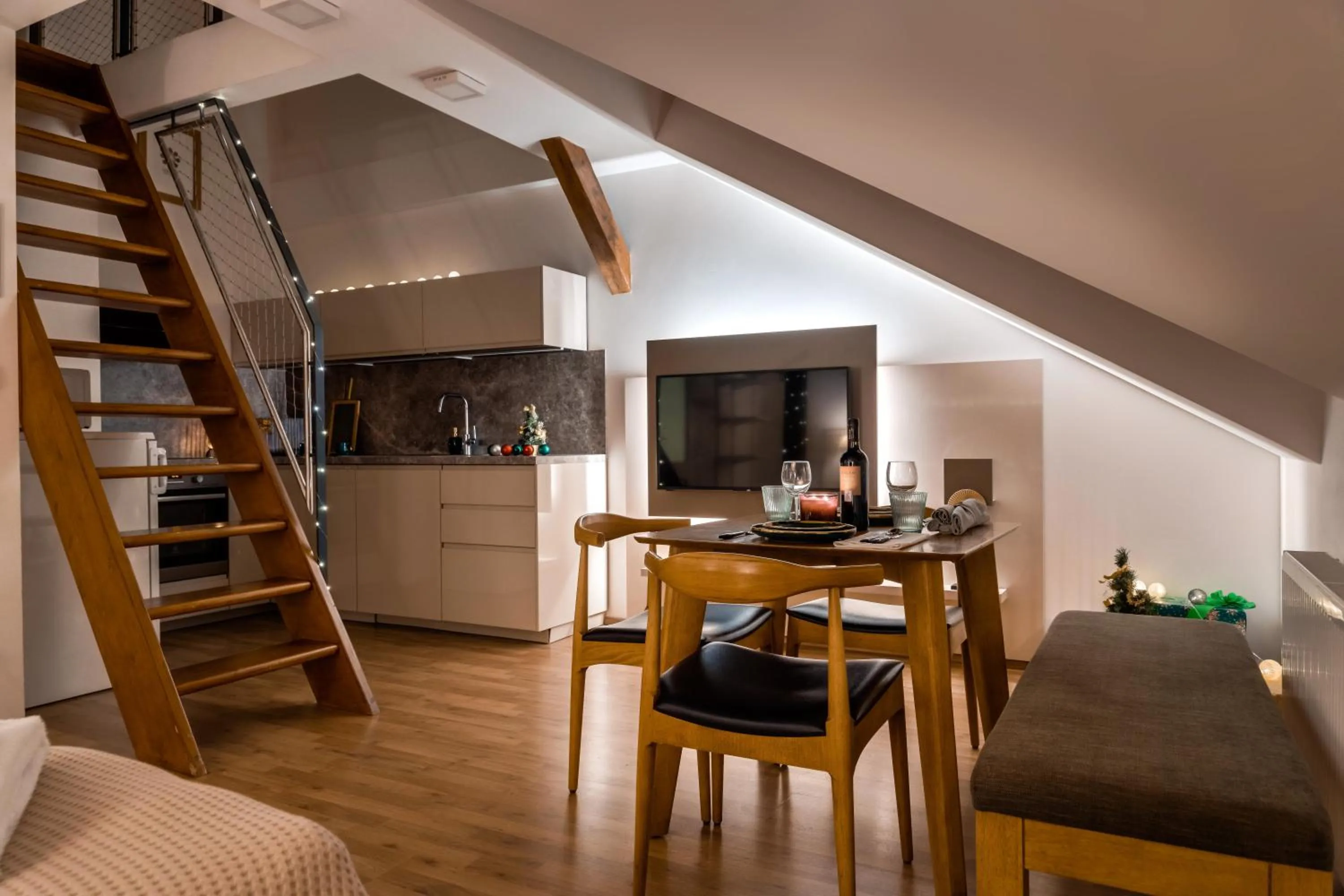 Studio Apartment in Louren Apartments